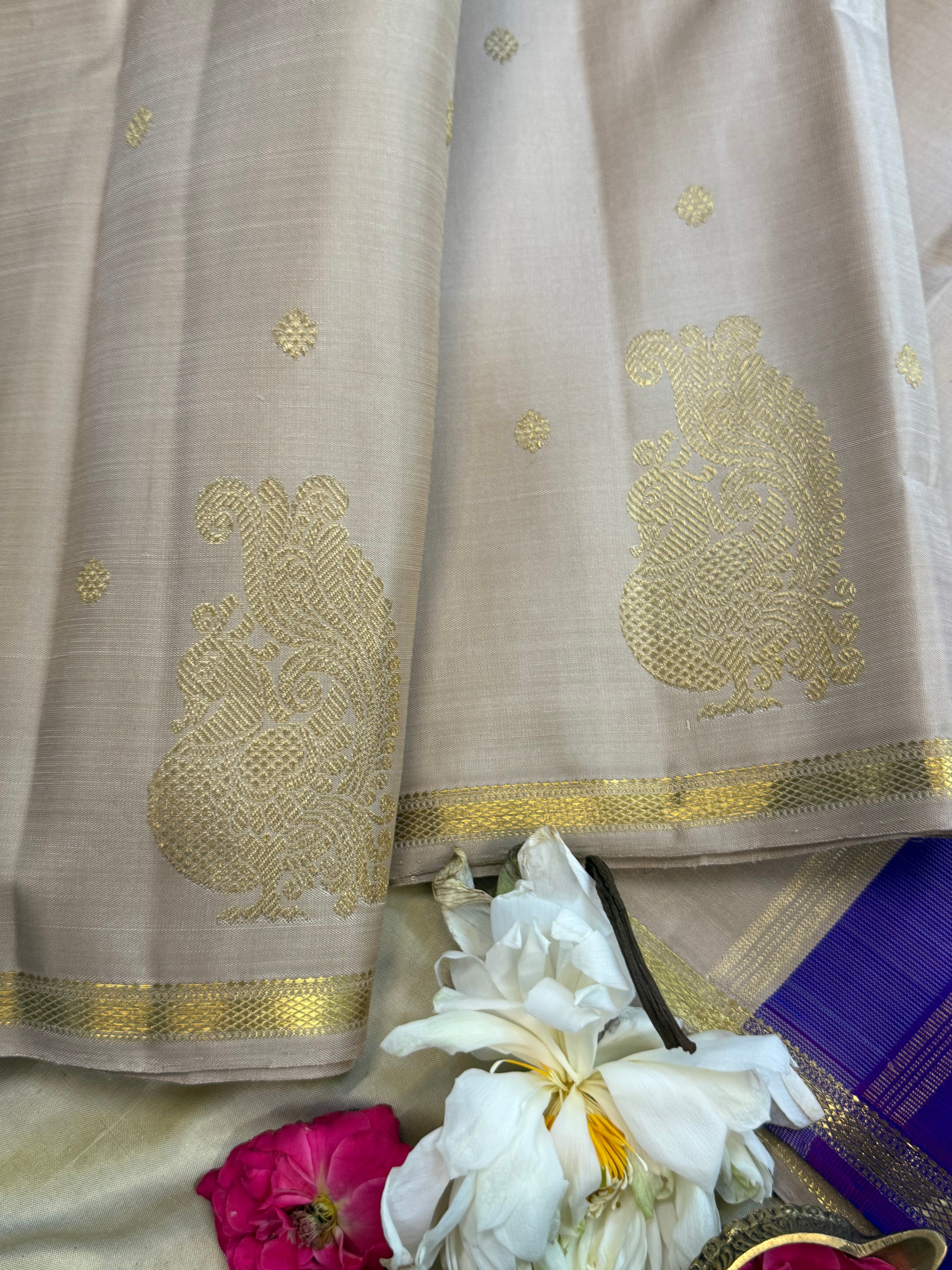 Beige bettu butta and purple/ Kanjipuram silk