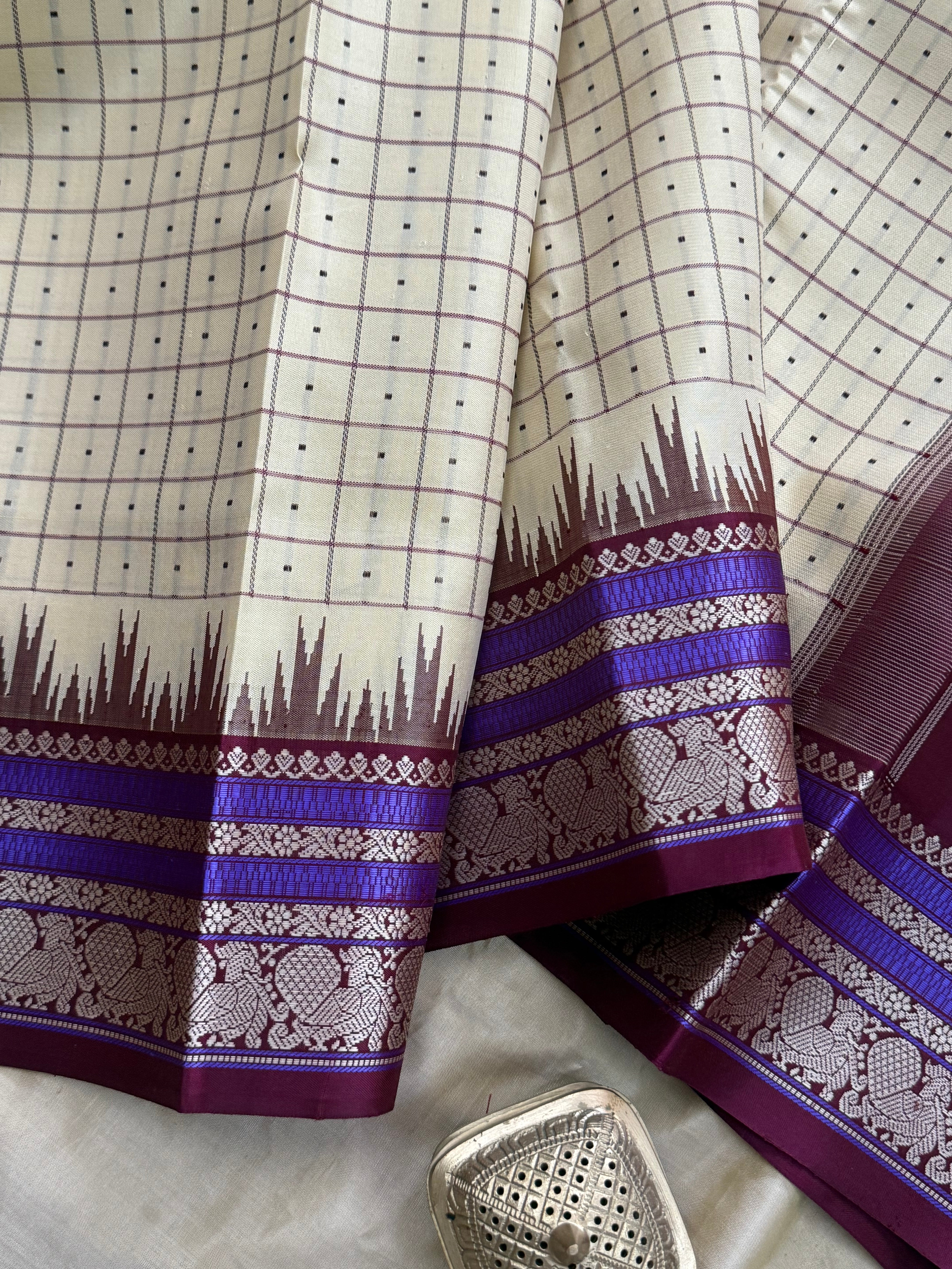 Cream Laksham Butta with temple border/ special edition CLSA10477