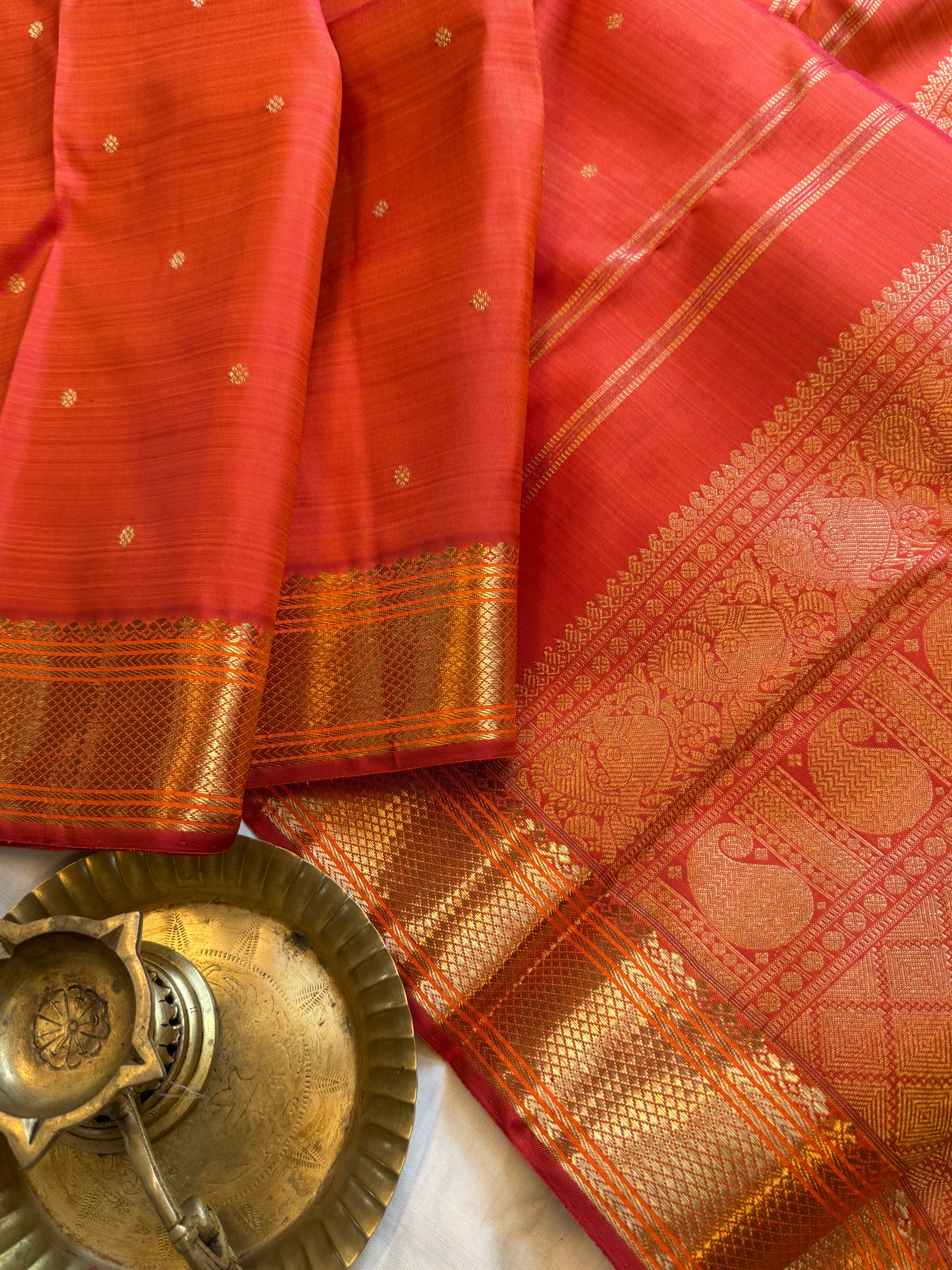 Rustic orange Butta / kanjipuram silk