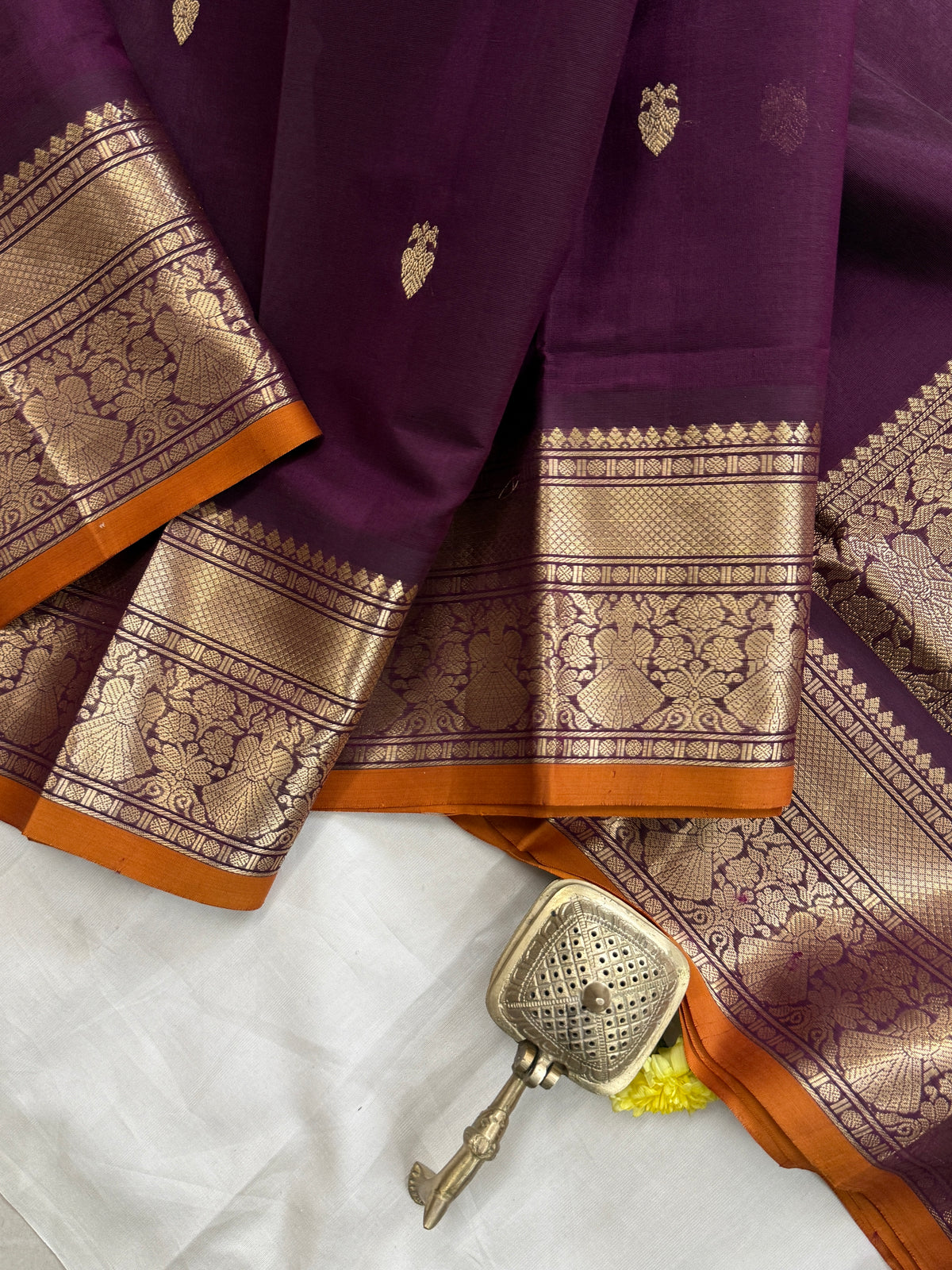 Paaku iruthalaipakshi butta/ Silk Cotton Saree CLSA11514