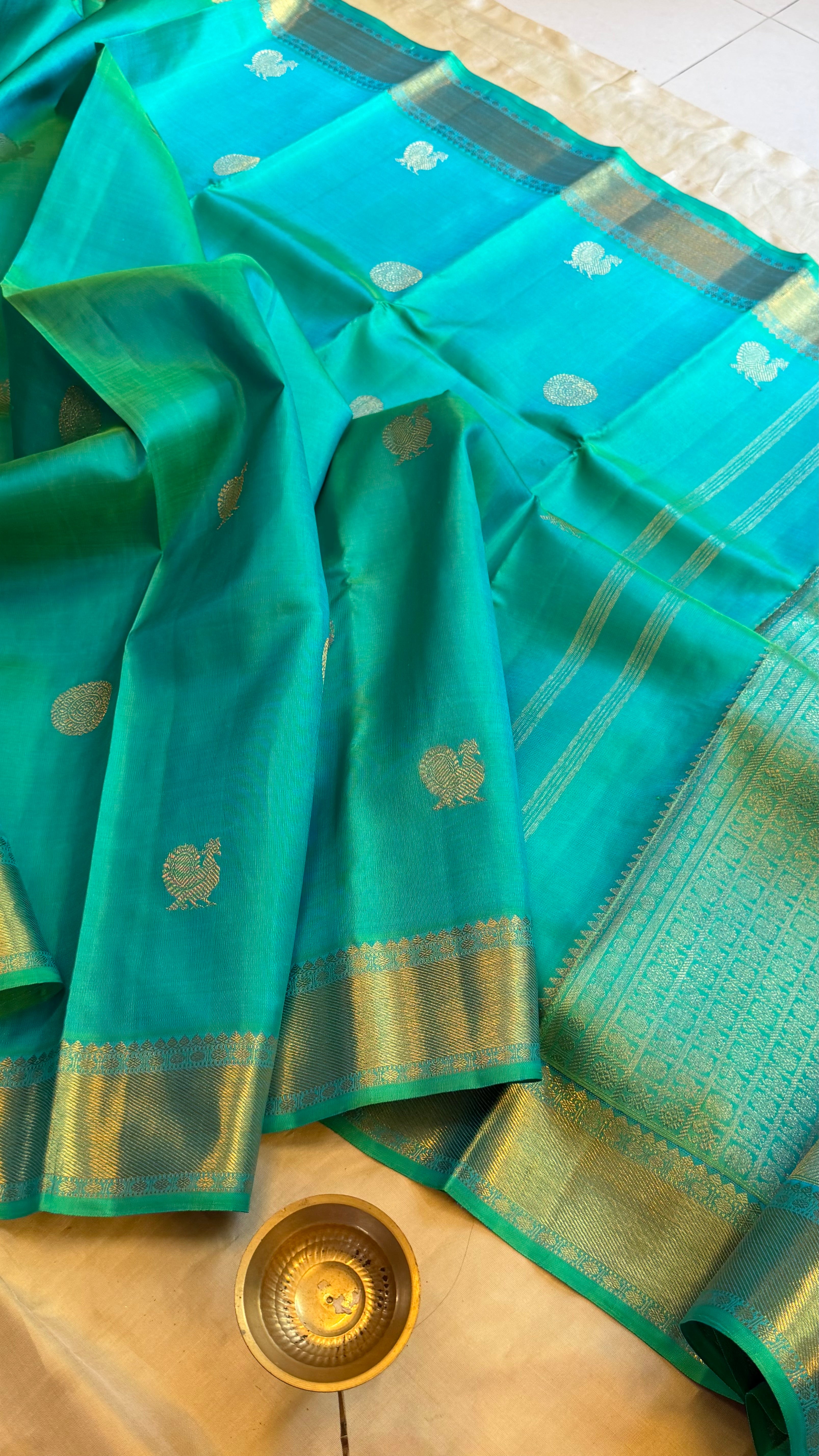 Sea blue Annam Chakram Butta / Kanjipuram silk CLSA9644
