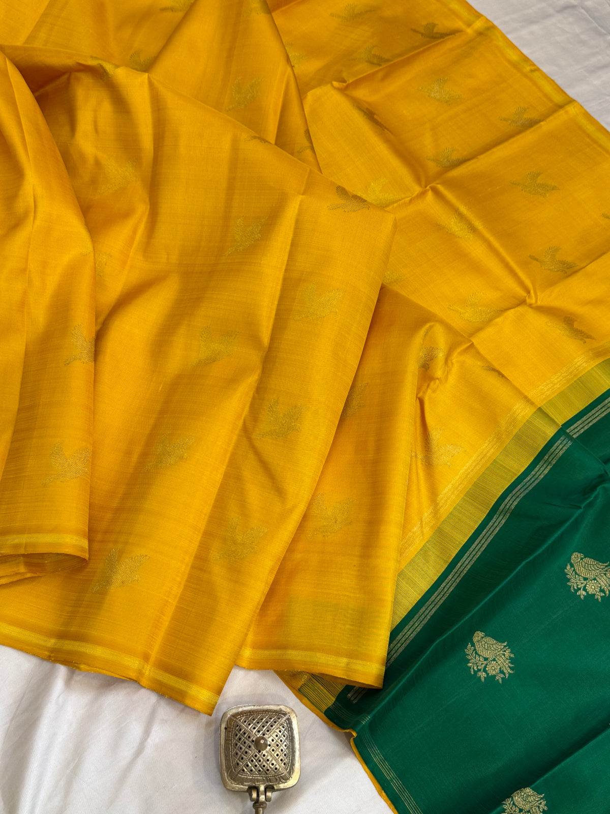 Yellow double pallu borderless / Kanjipuram silk CLSA12812