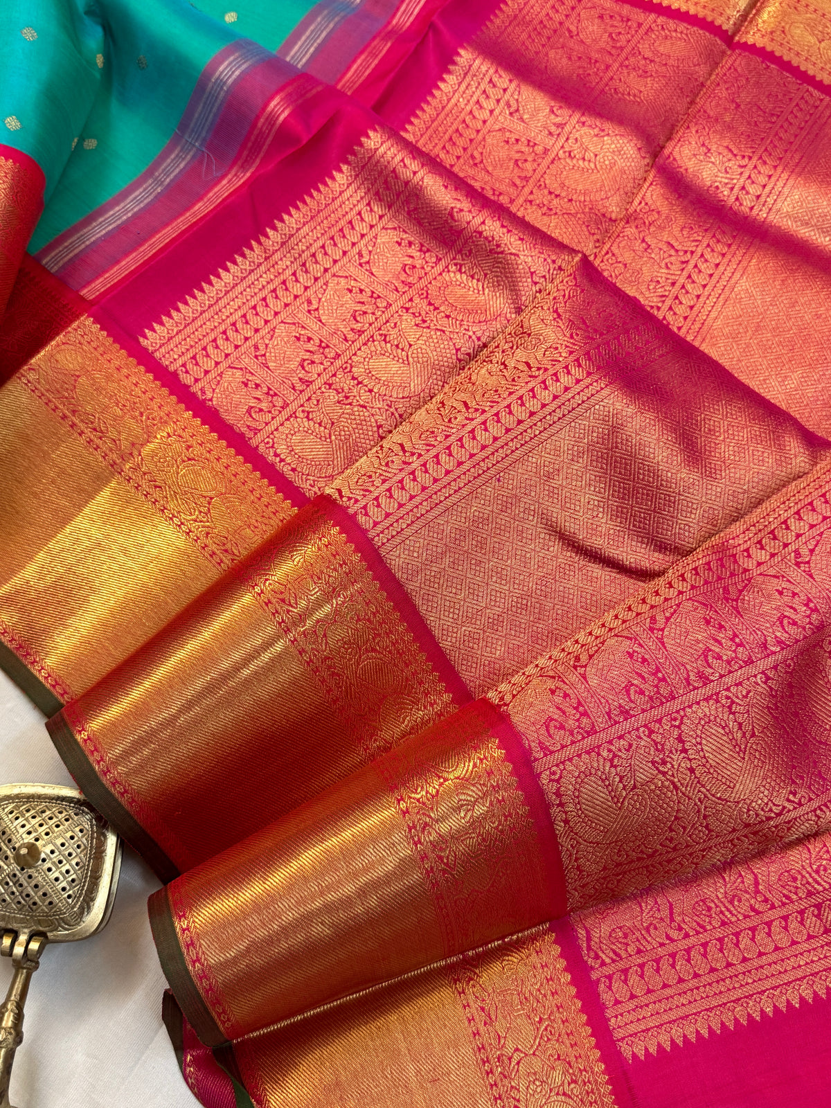 Turquoise blue and Korvai pure zari getti border