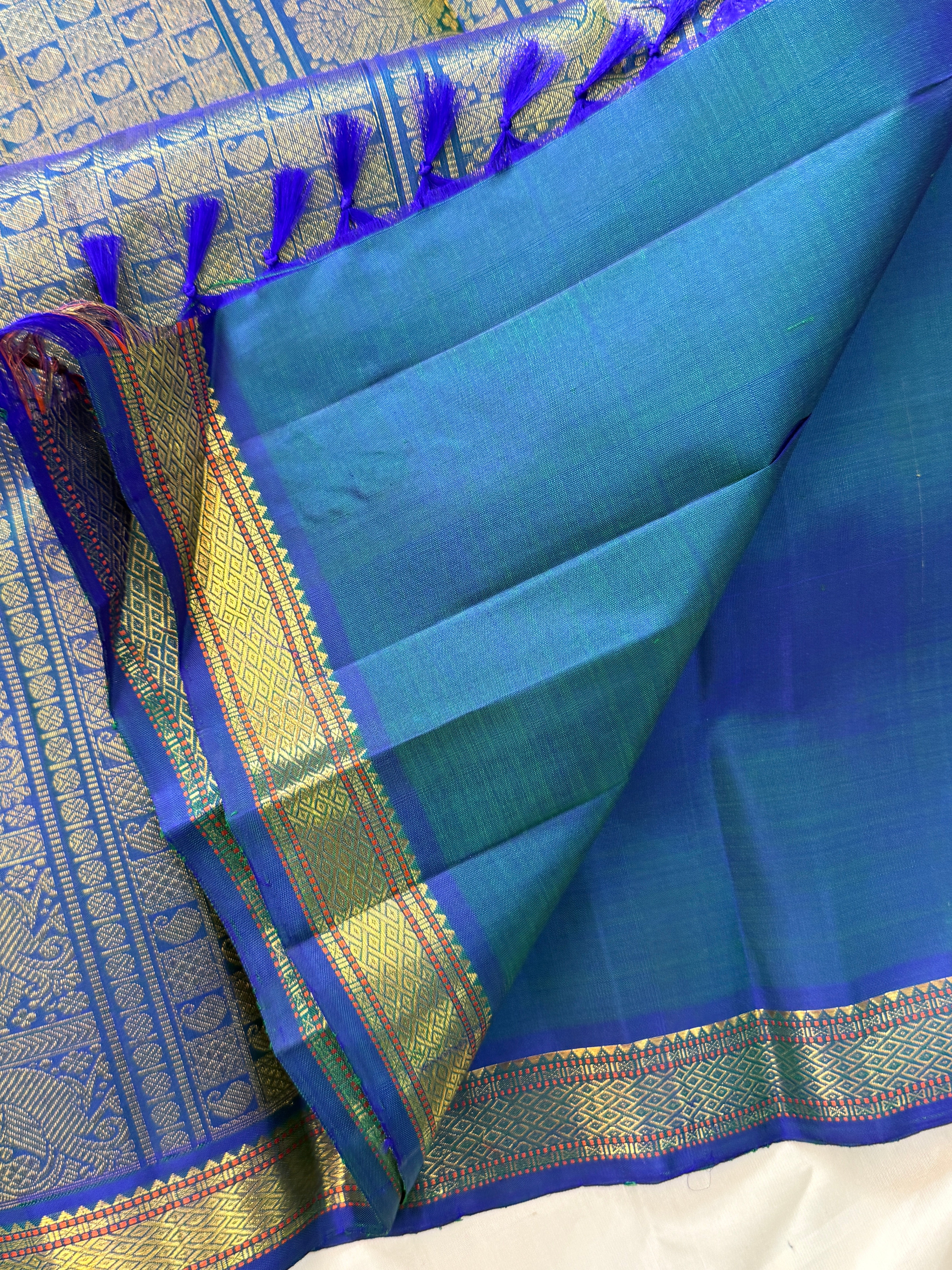 Mayilkazhuthu small vintage border / Kanjipuram silk CLSA11590