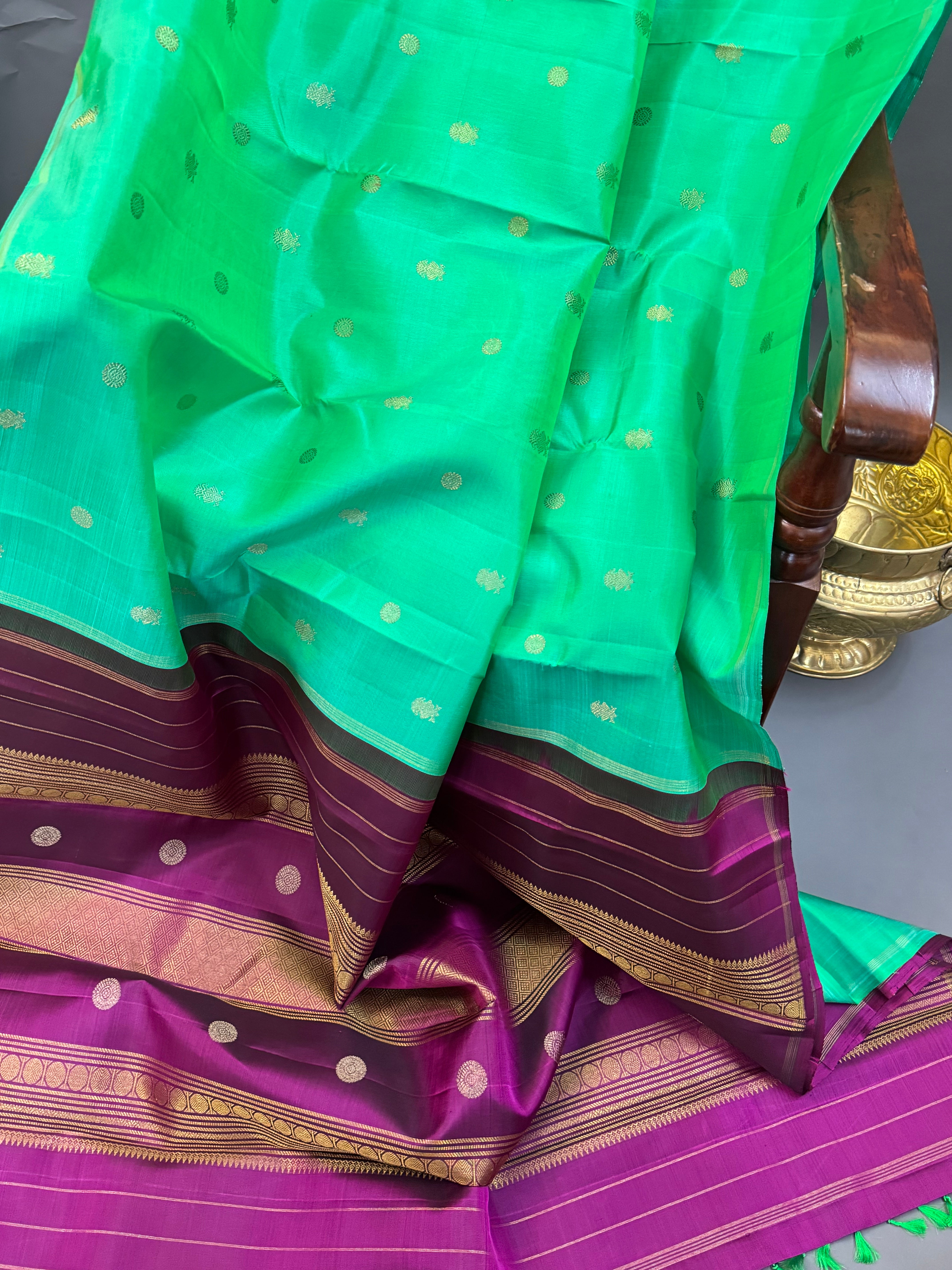Sea green Butta borderless pure kanjipuram silk saree