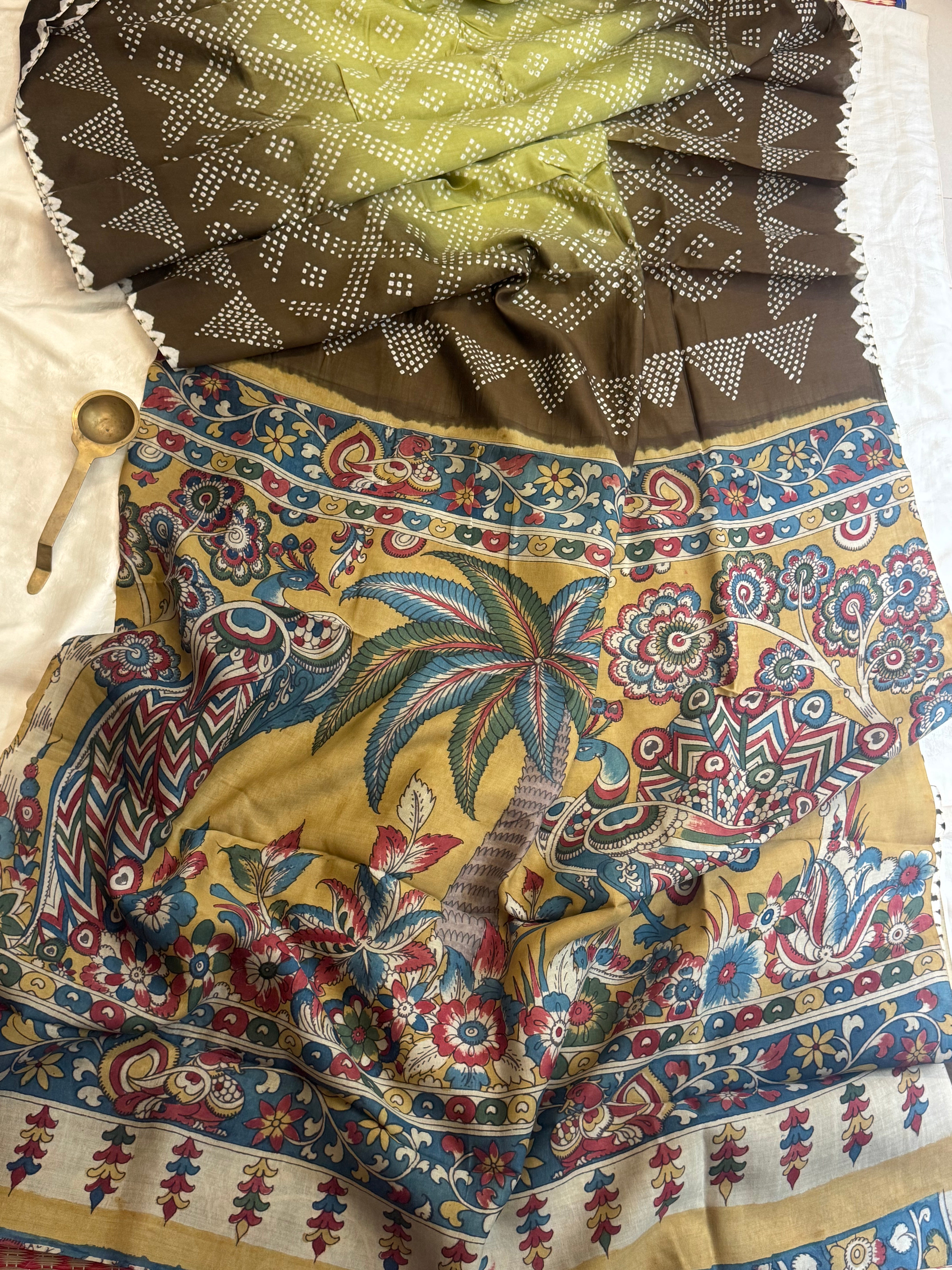 shaded gharchola Tussar Kalamkari Palla was / Bandhini saree