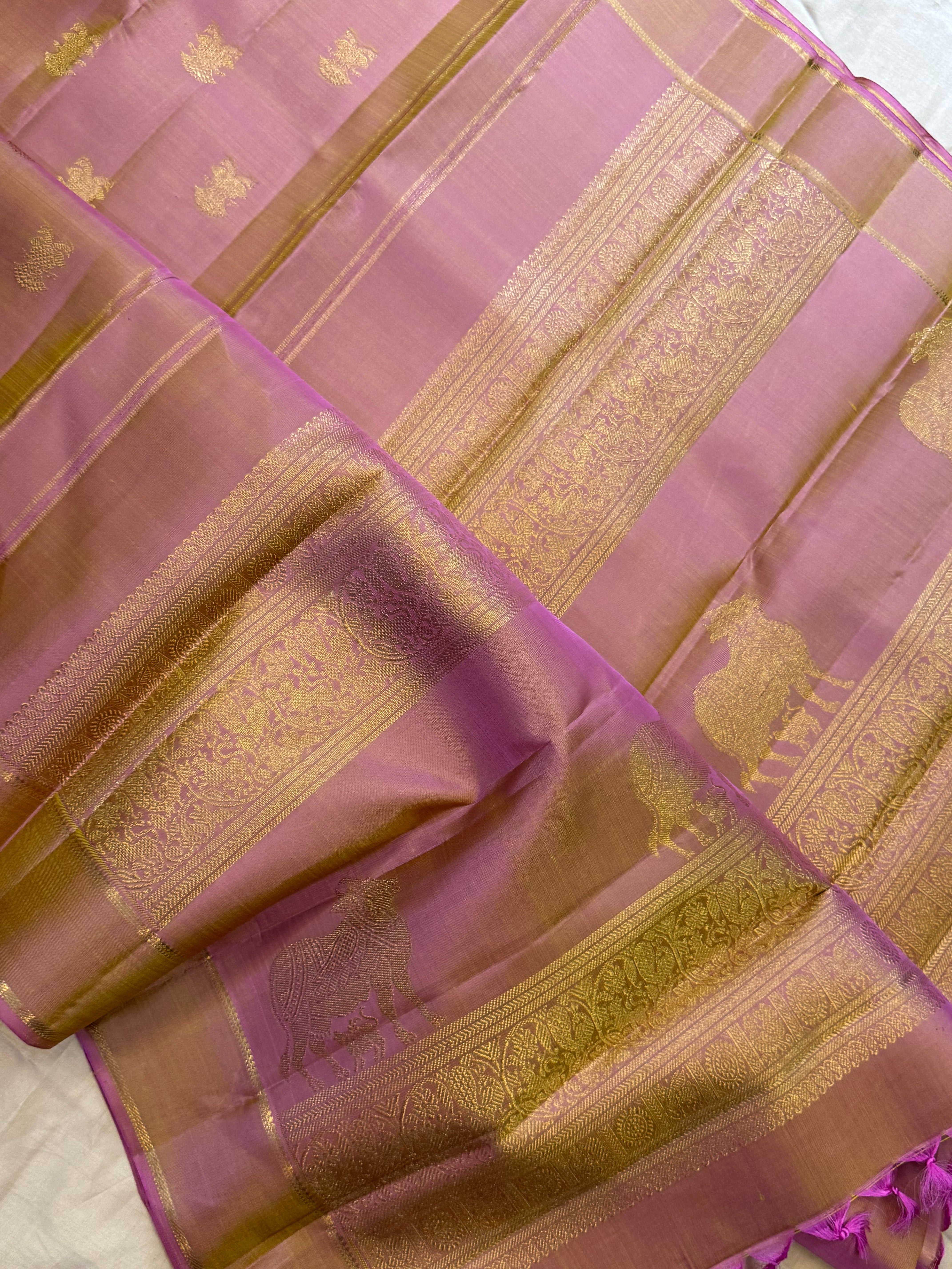 Dual tone pink unique Palla / Kanjipuram silk