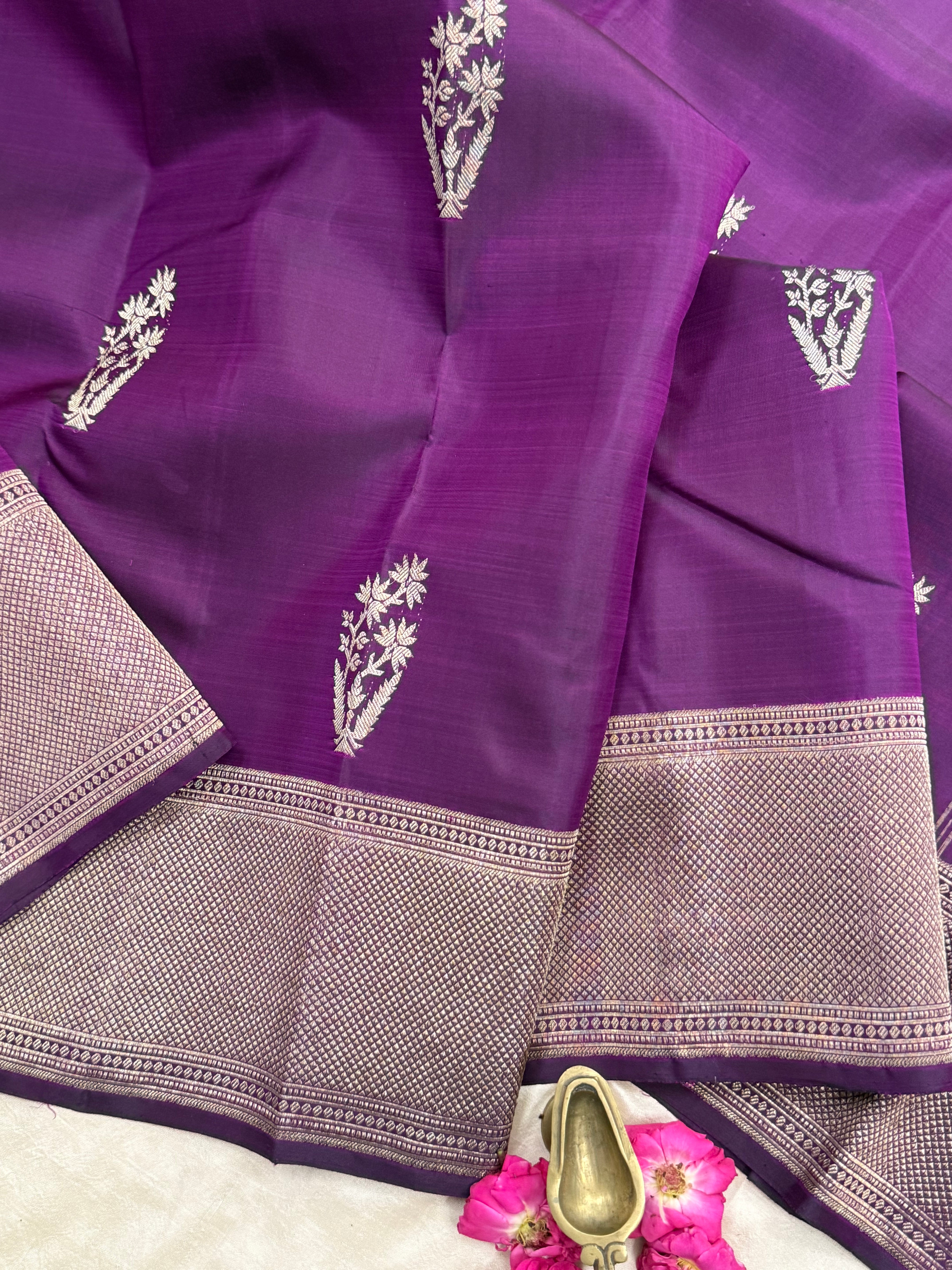 Deep purple benaras style weaving / Arani silk