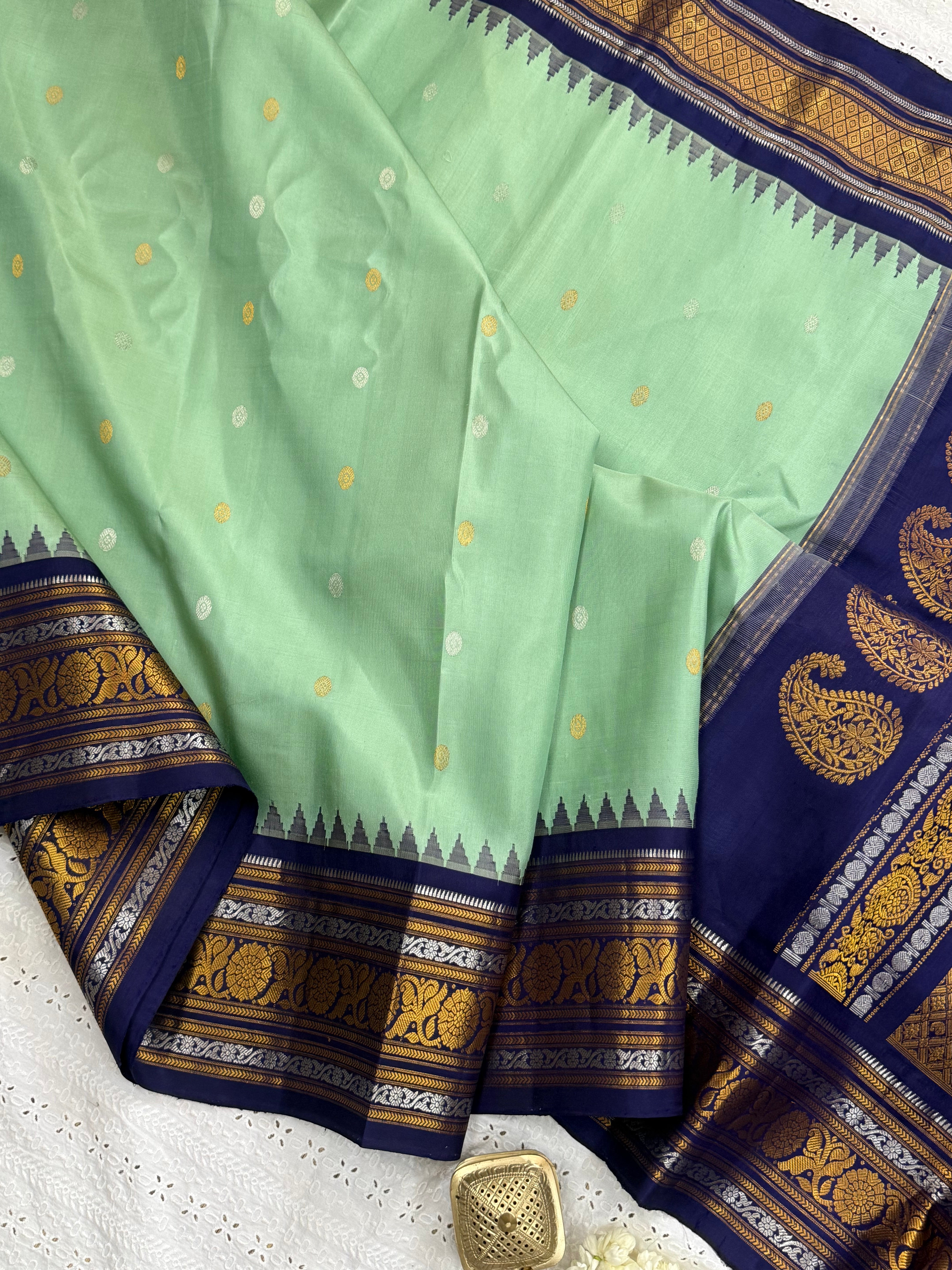 Green and deep blue/ Gadwal silk CL10311