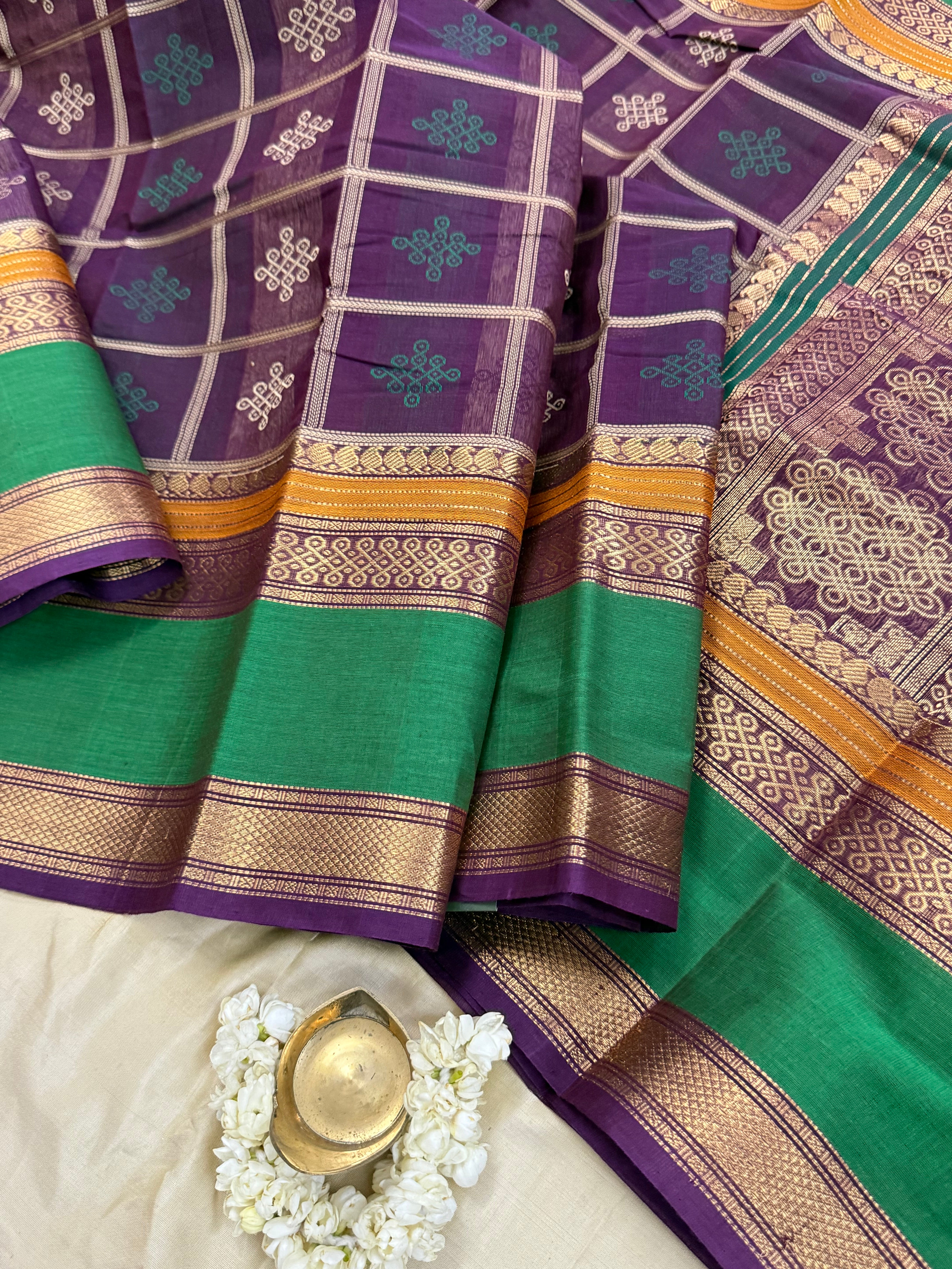 Purple kattam kolam butta / Kanchi Cotton
