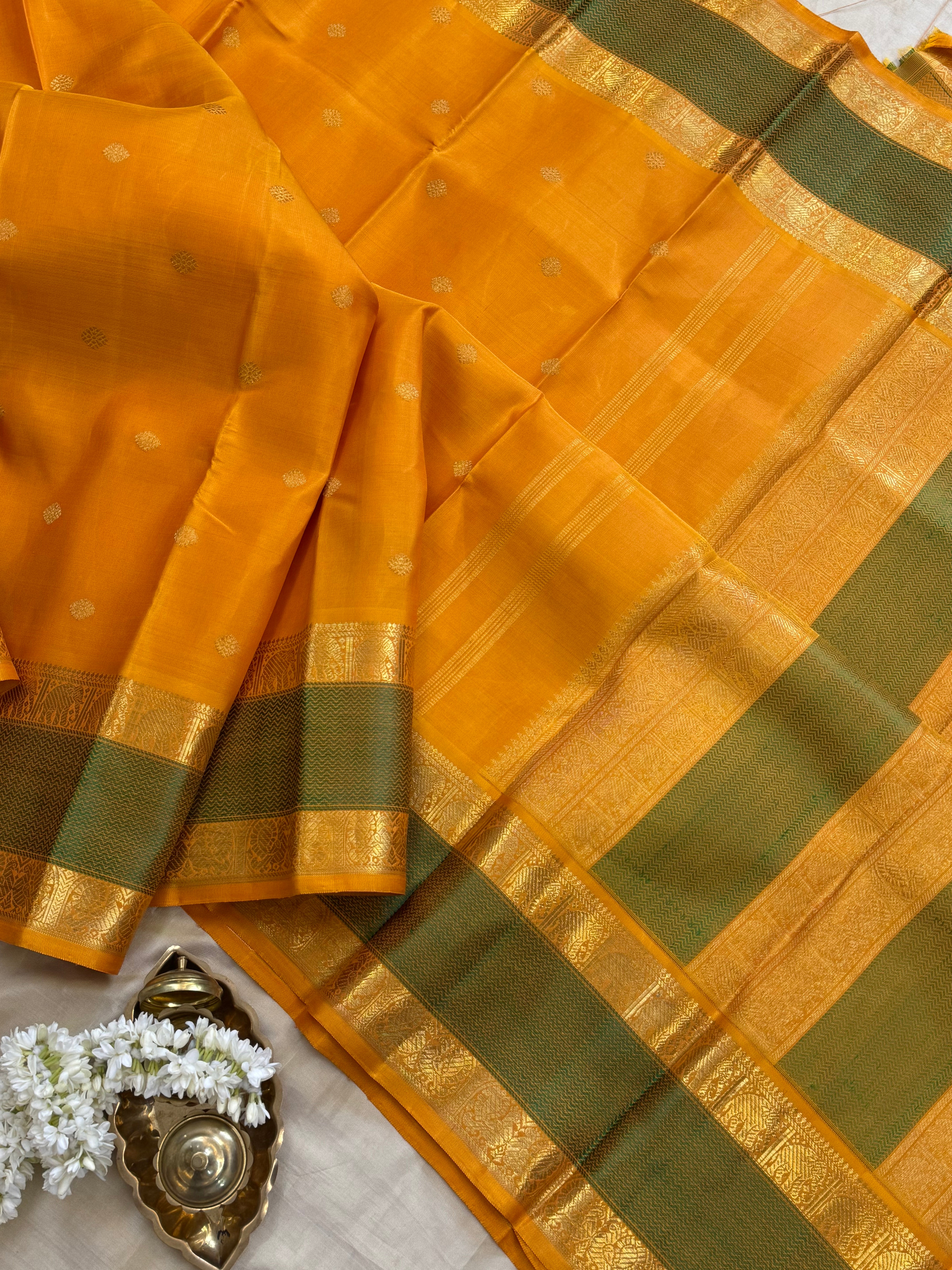 Mustard yellow body retta pet elephant and annam border/ kanjipuram silk CLSA7735