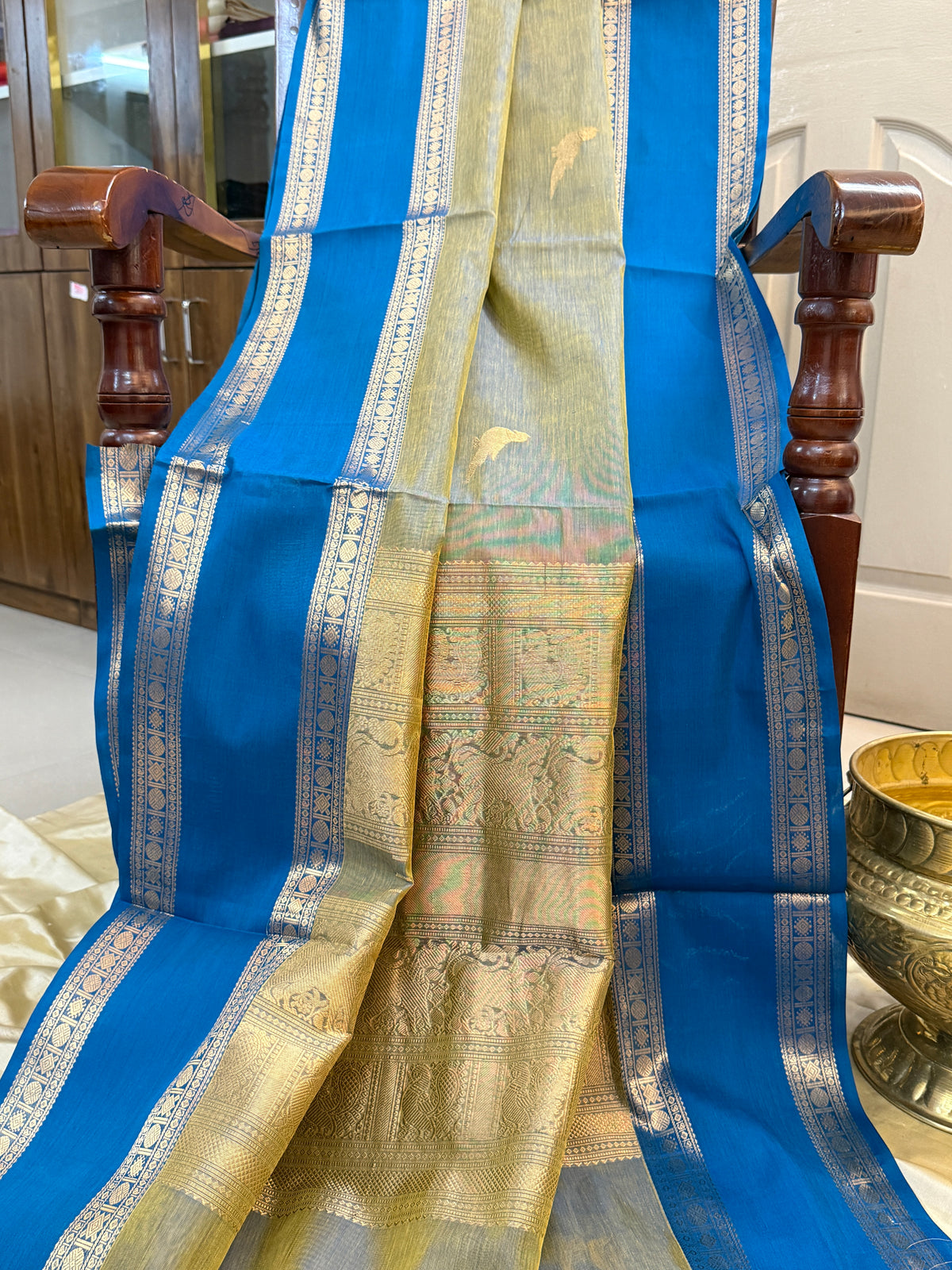 Silk cotton unusual colour and kili Butta / clsa 12372
