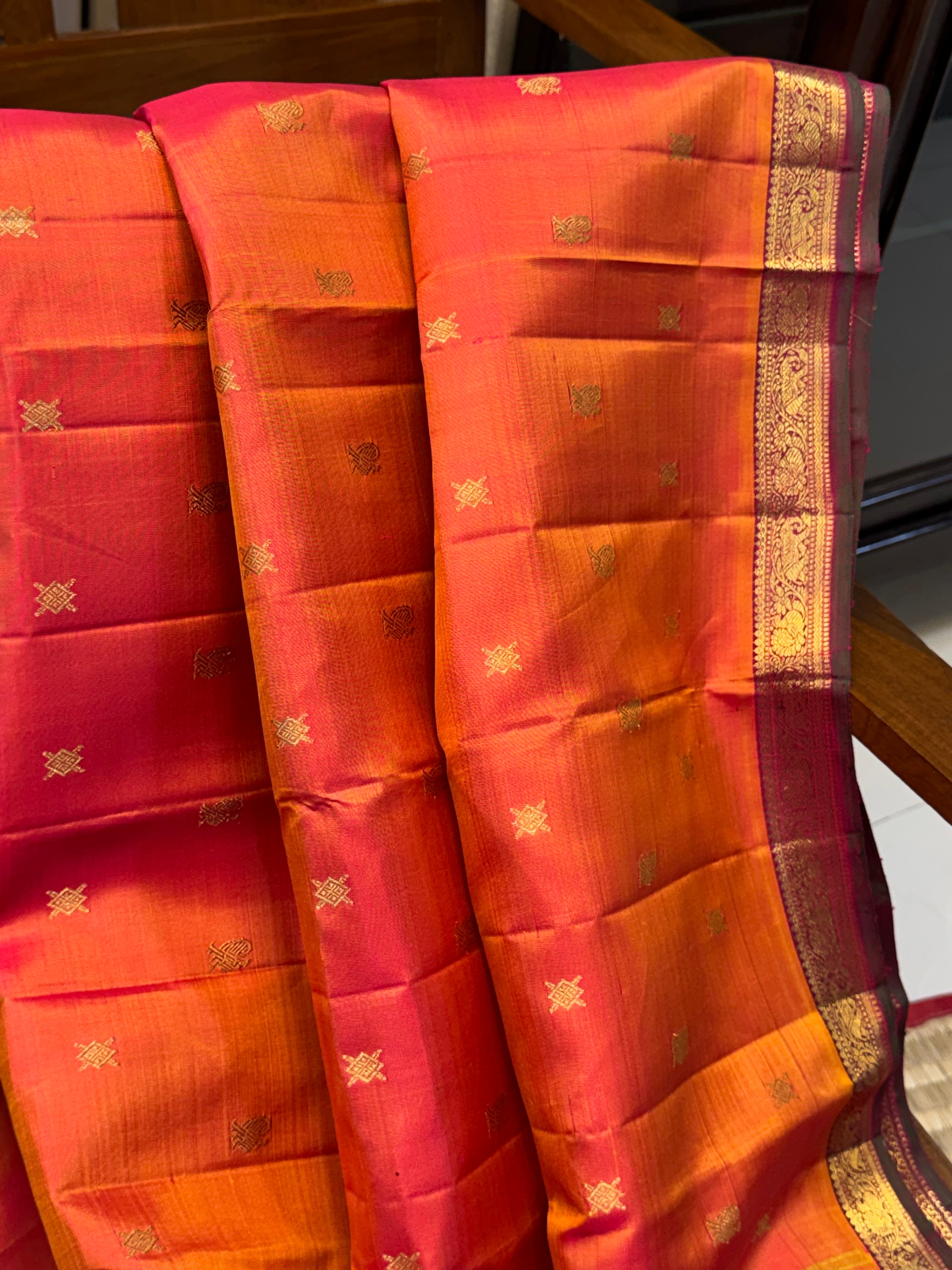 Rust small border / kanjipuram silk