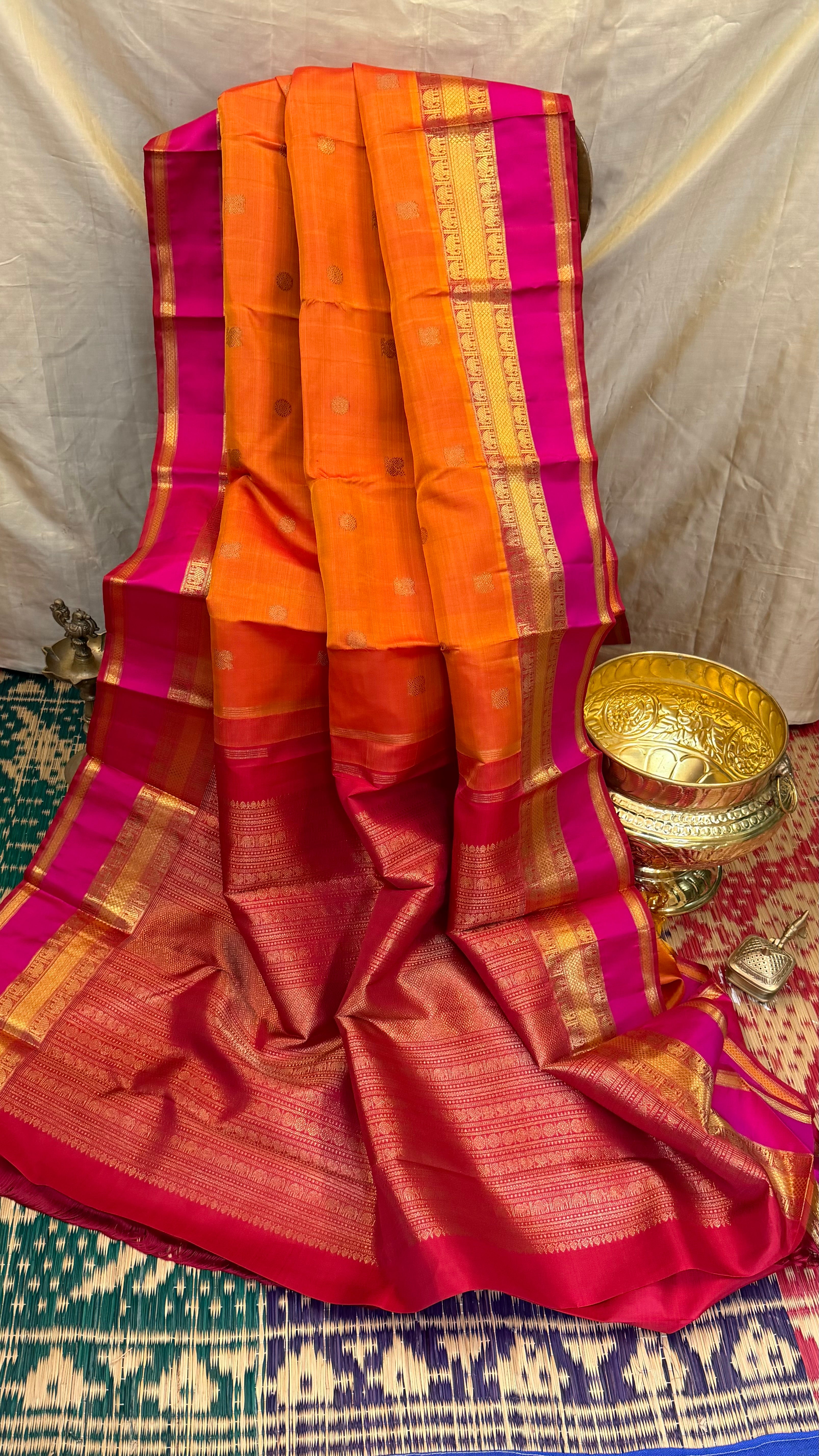 Swapnam: Rust kaal erangina border / Kanjipuram silk