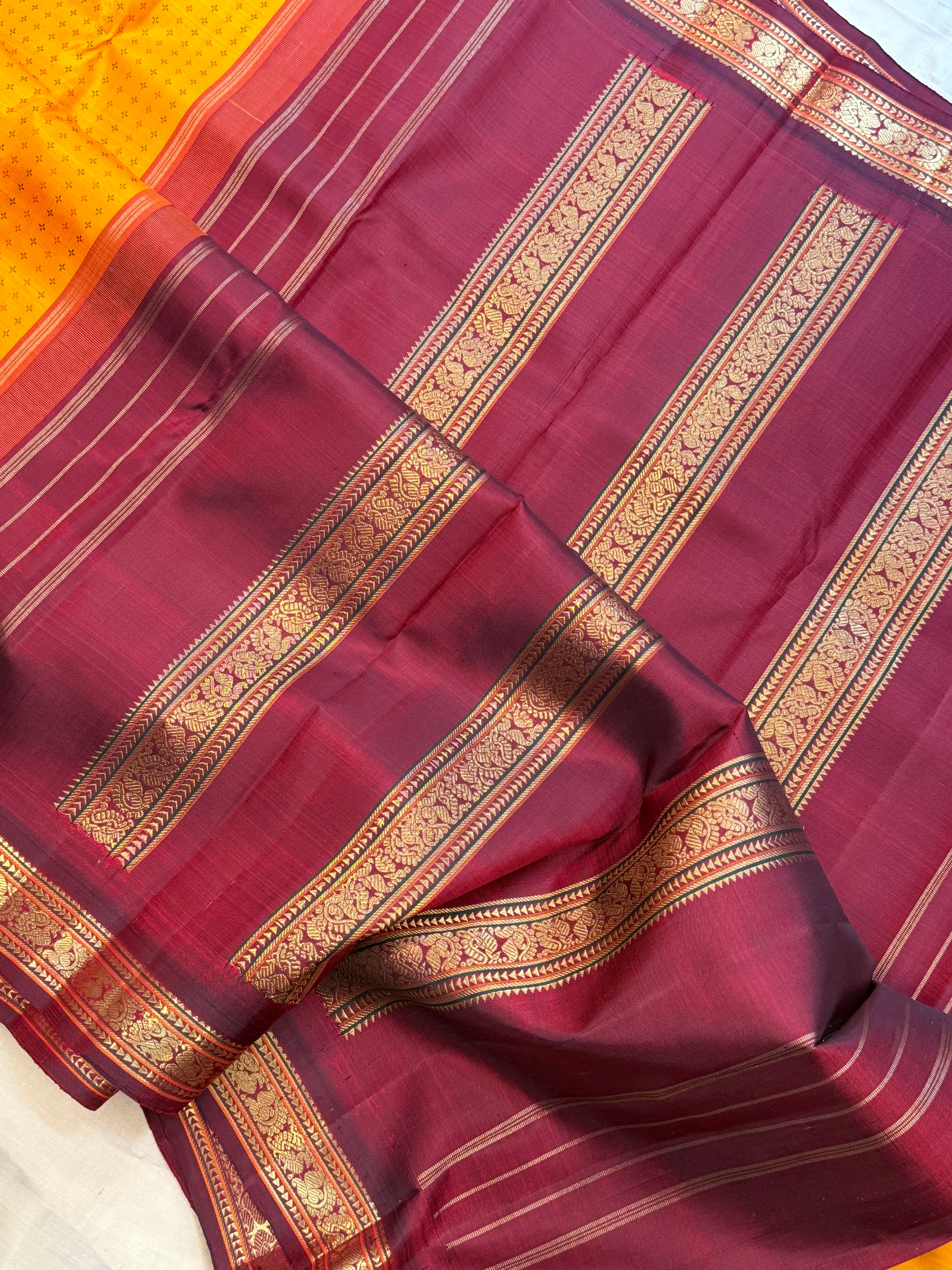 Mambazha manjal color plus Butta Korvai / Kanjipuram silk