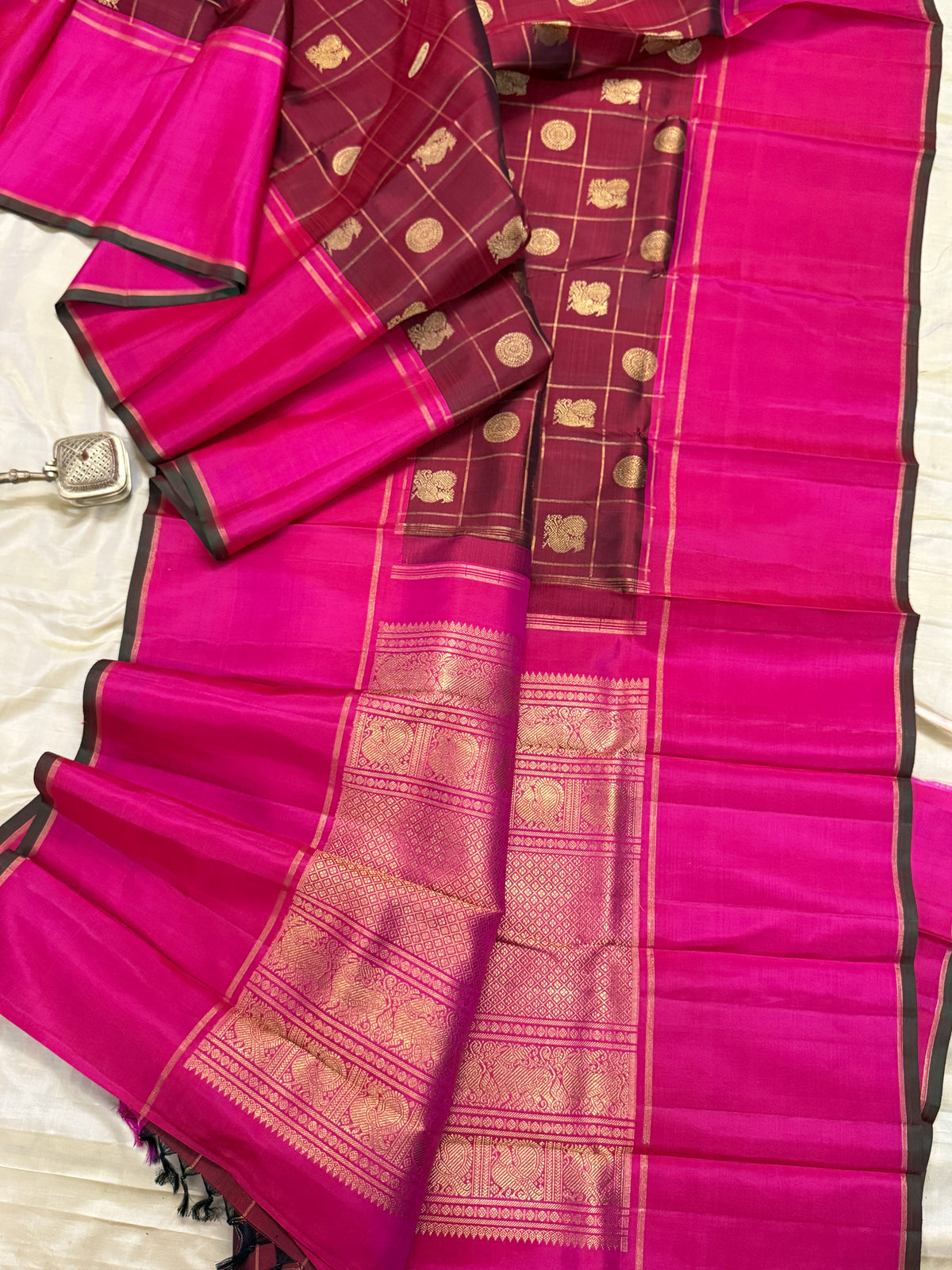 Maroon with long border Pure Zari Annam chakram Kattam butta /kanjipuram silk saree
