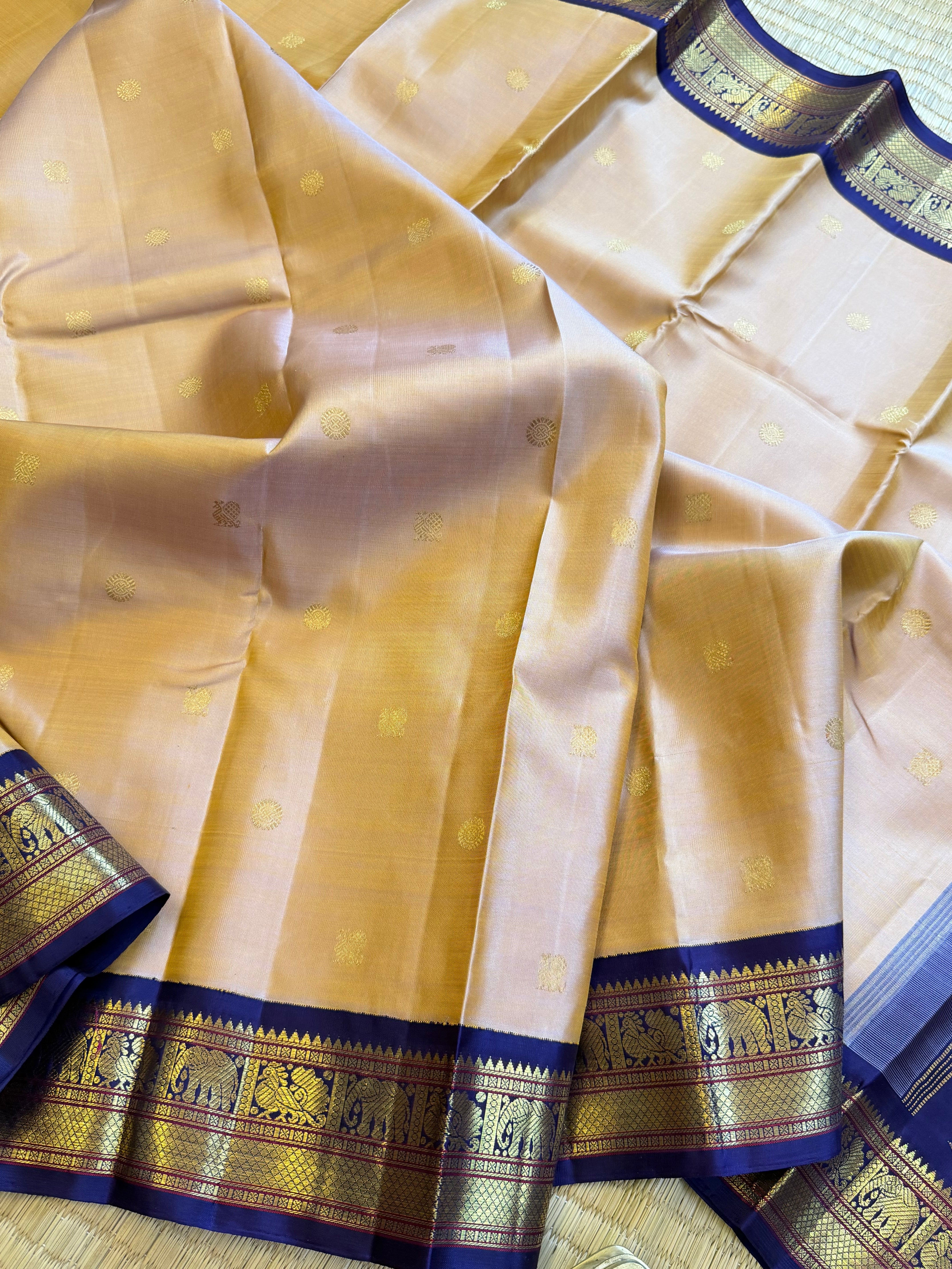 Maha : biscuit color collection of Korvai Kanjipuram