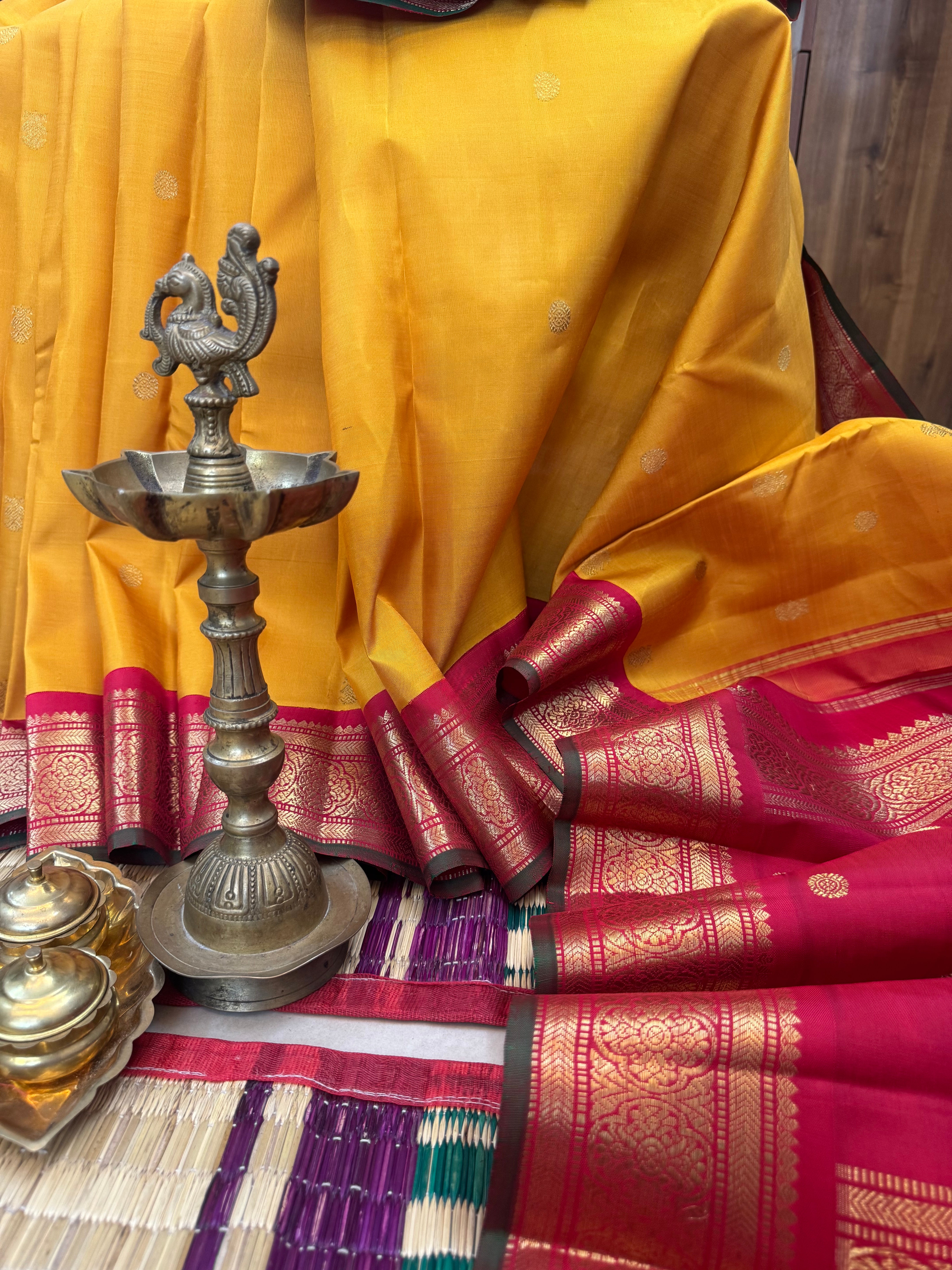 Mustard YELLOW AND RED KORVAI / KANJIPURAM SILK SAREE CLSA8923