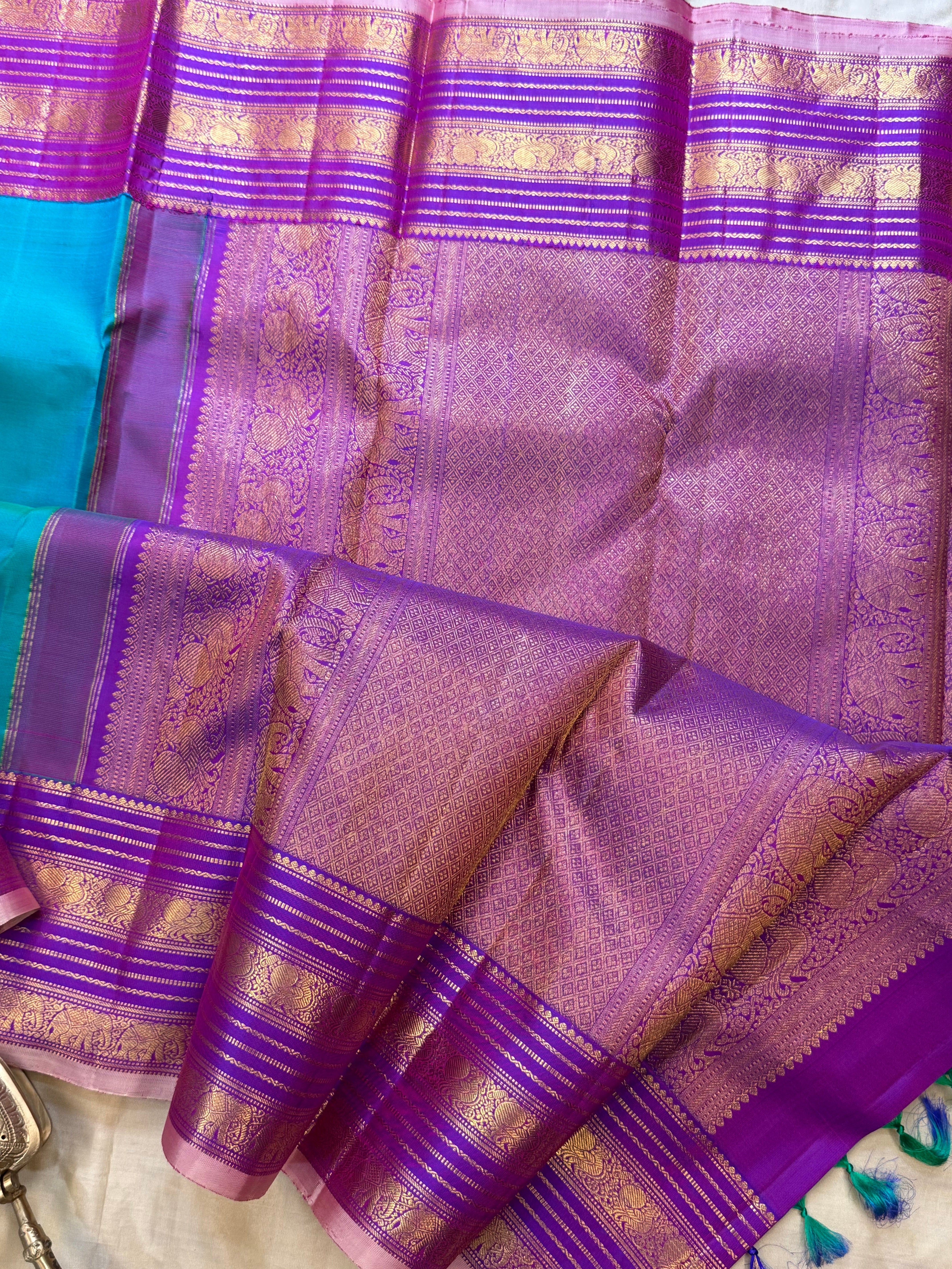 Blue shot green and purple varisapet border/ Arani silk CL10111