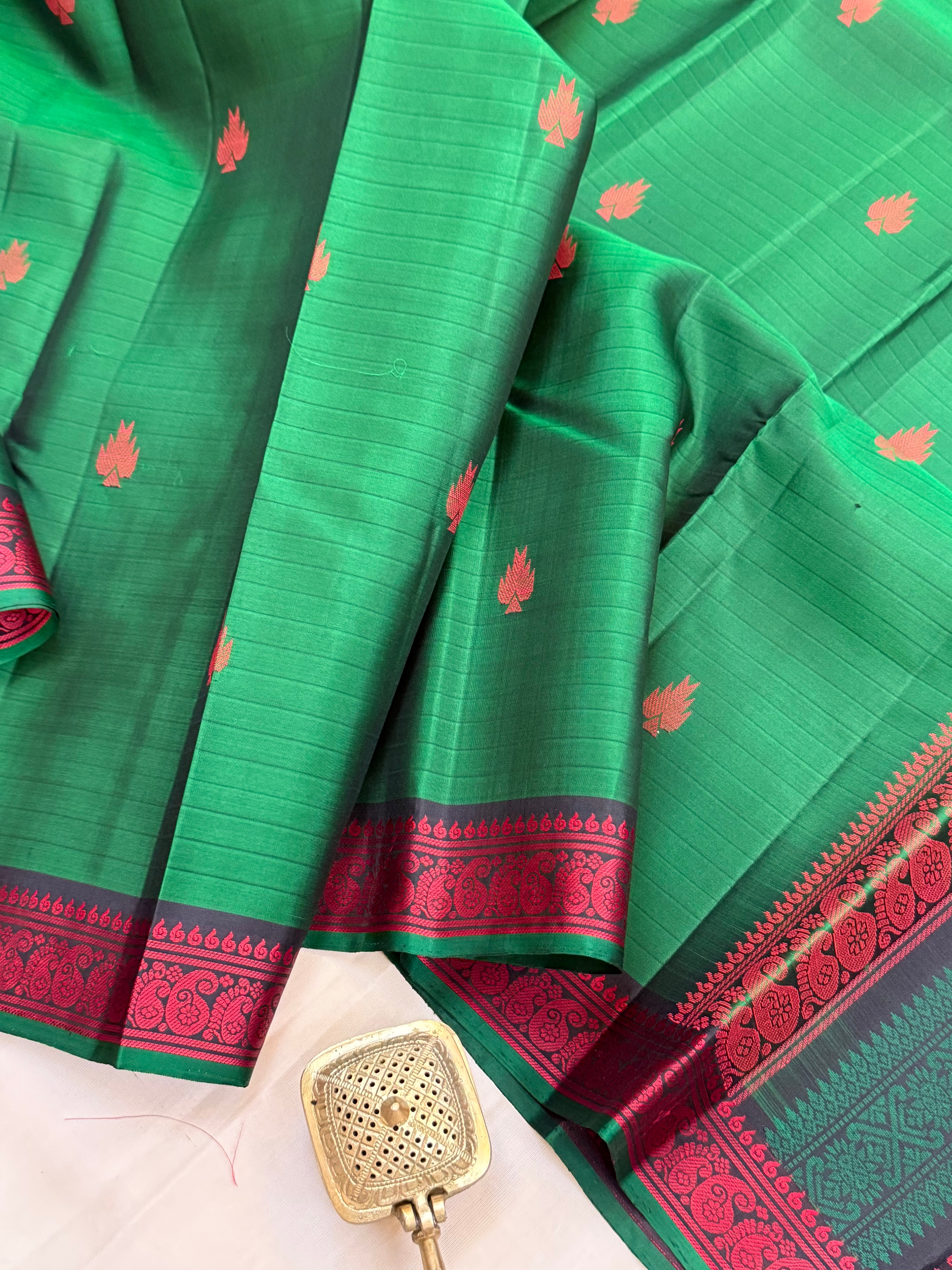 Green annam pet / Varnangal thread work CLSA 11281