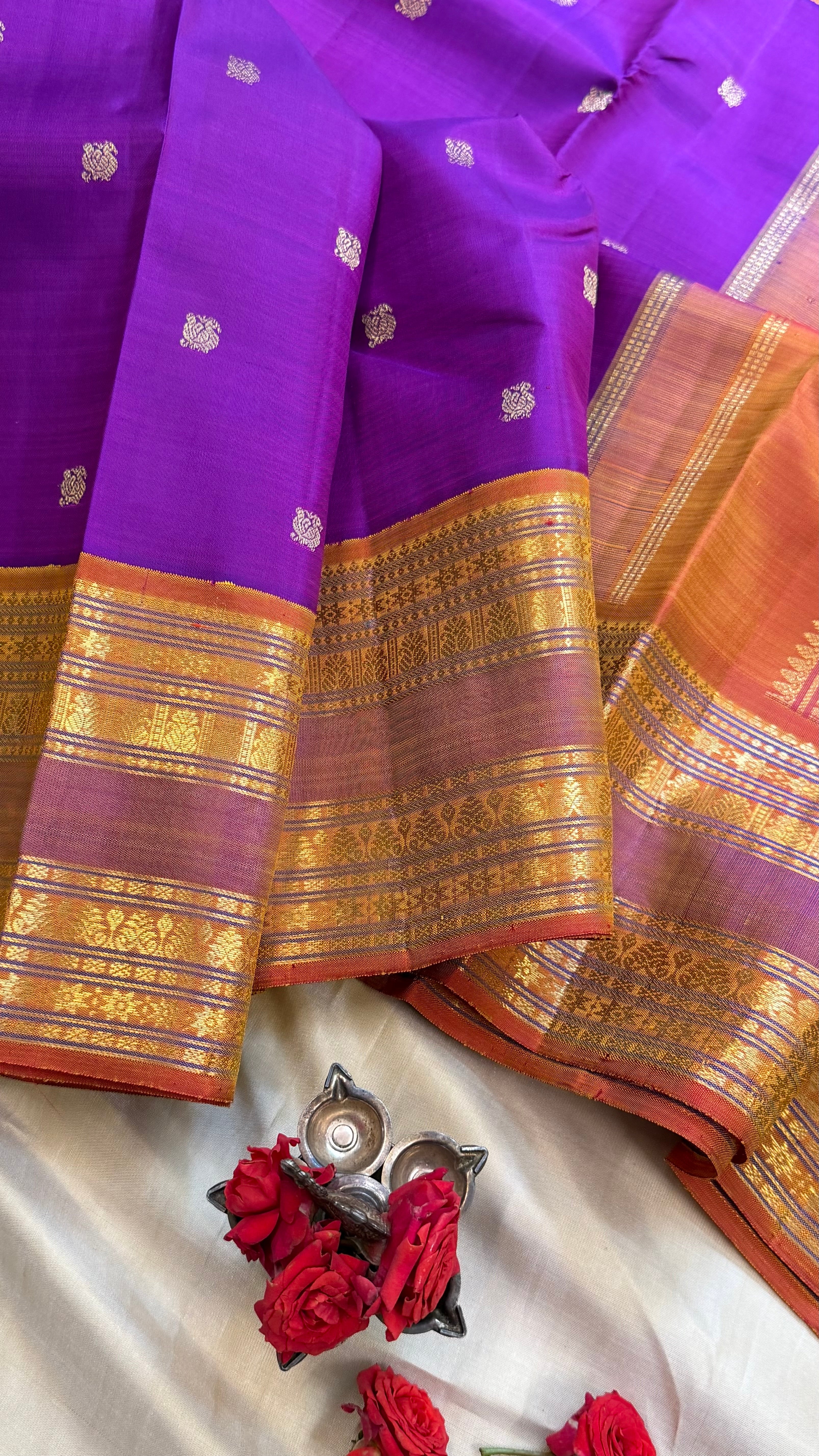 Purple varisapet Kai Korvai / Kanjipuram silk