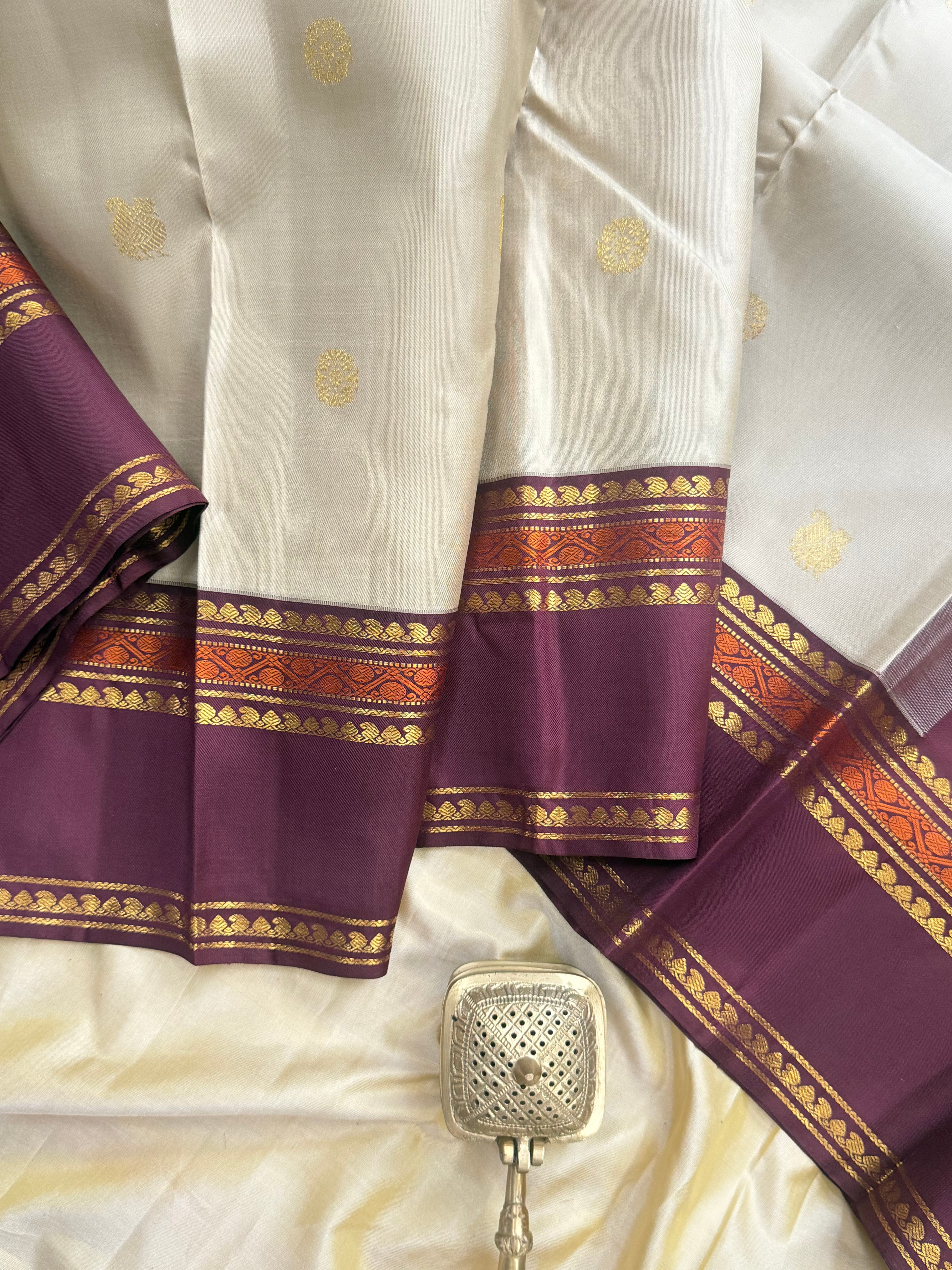 Beige Korvai / Arani silk