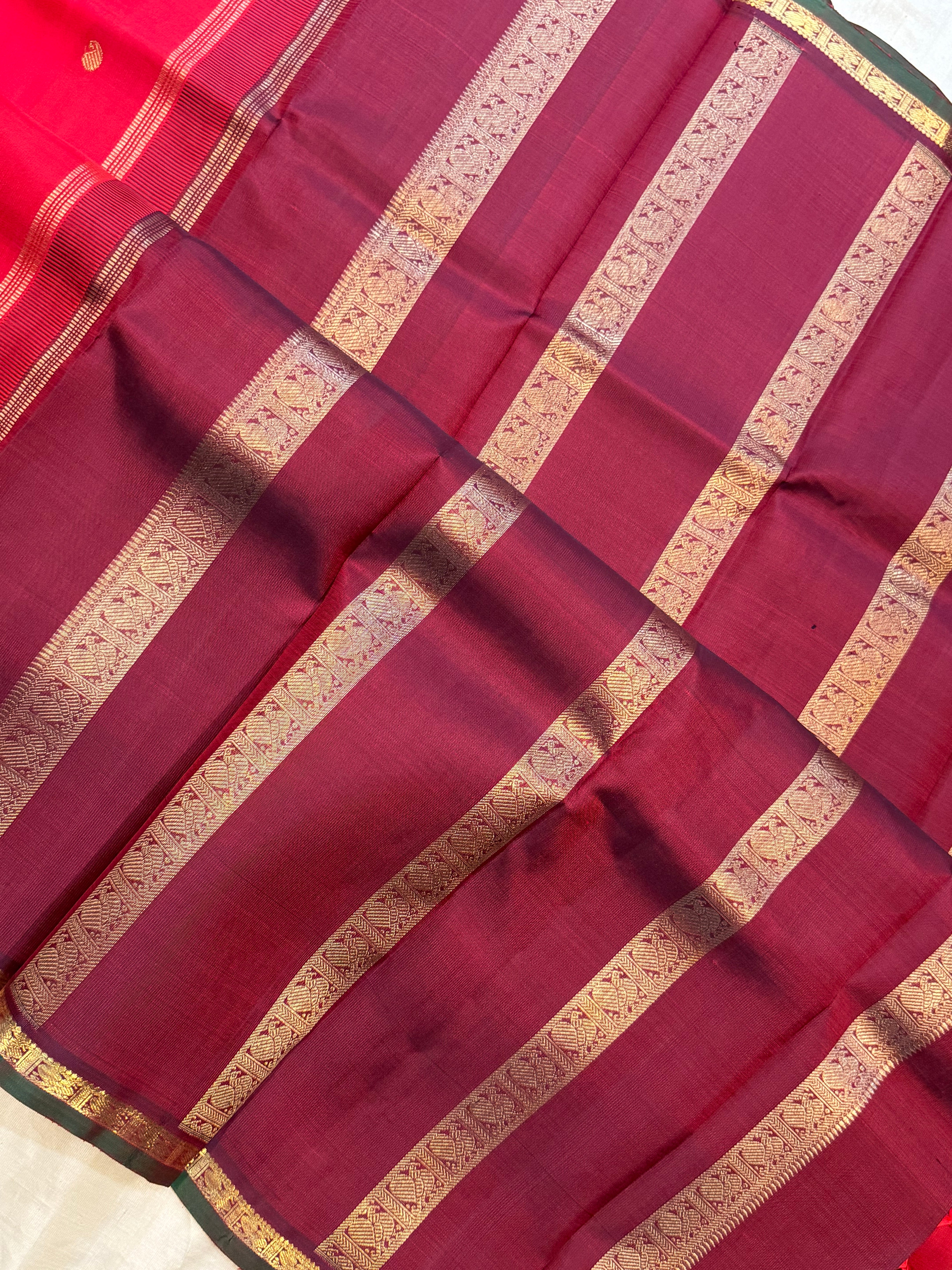 Permam : chilli red small border . / Kanjipuram silk CL0696