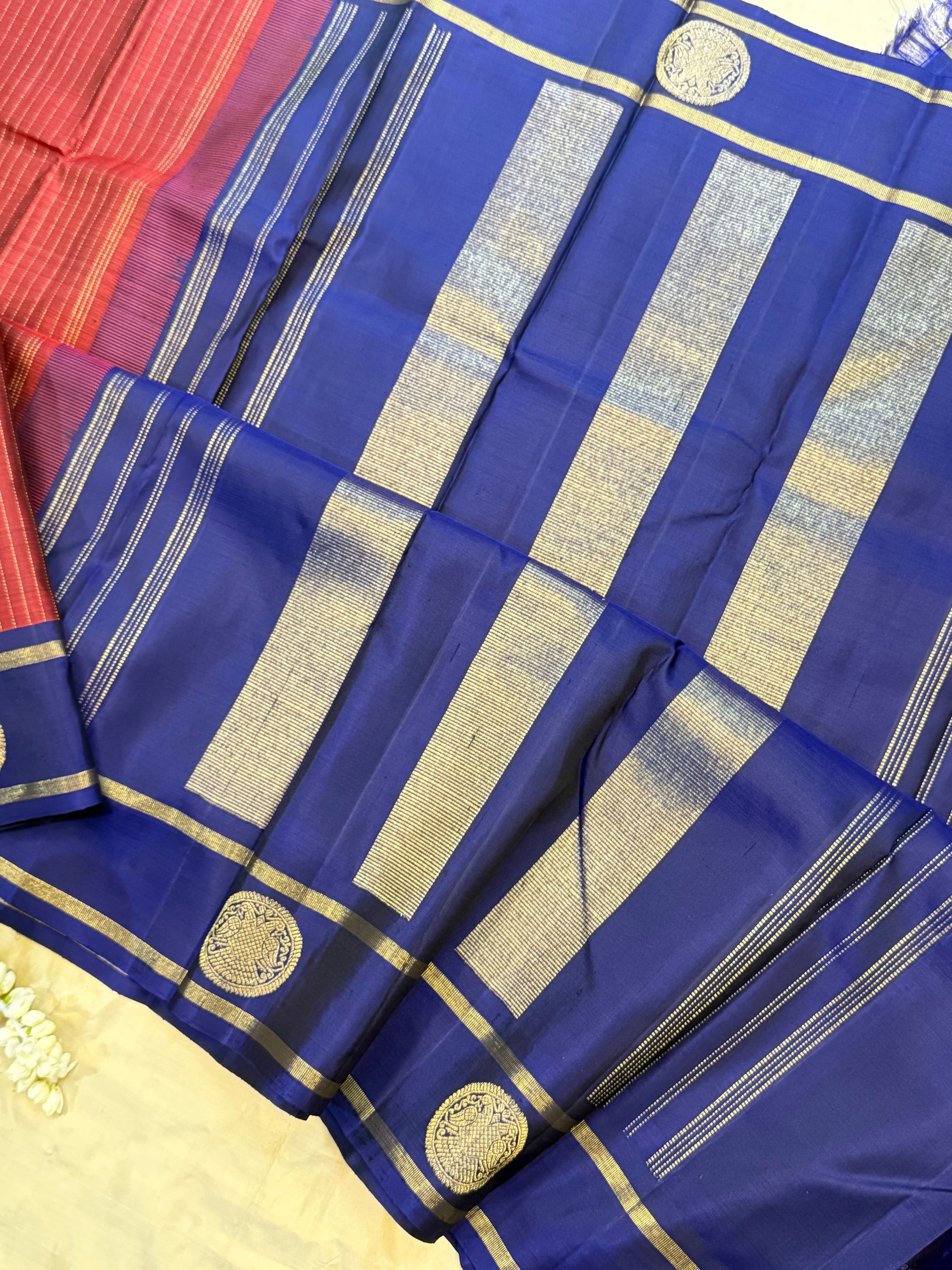 Rust and blue border butta/ Kanjipuram silk