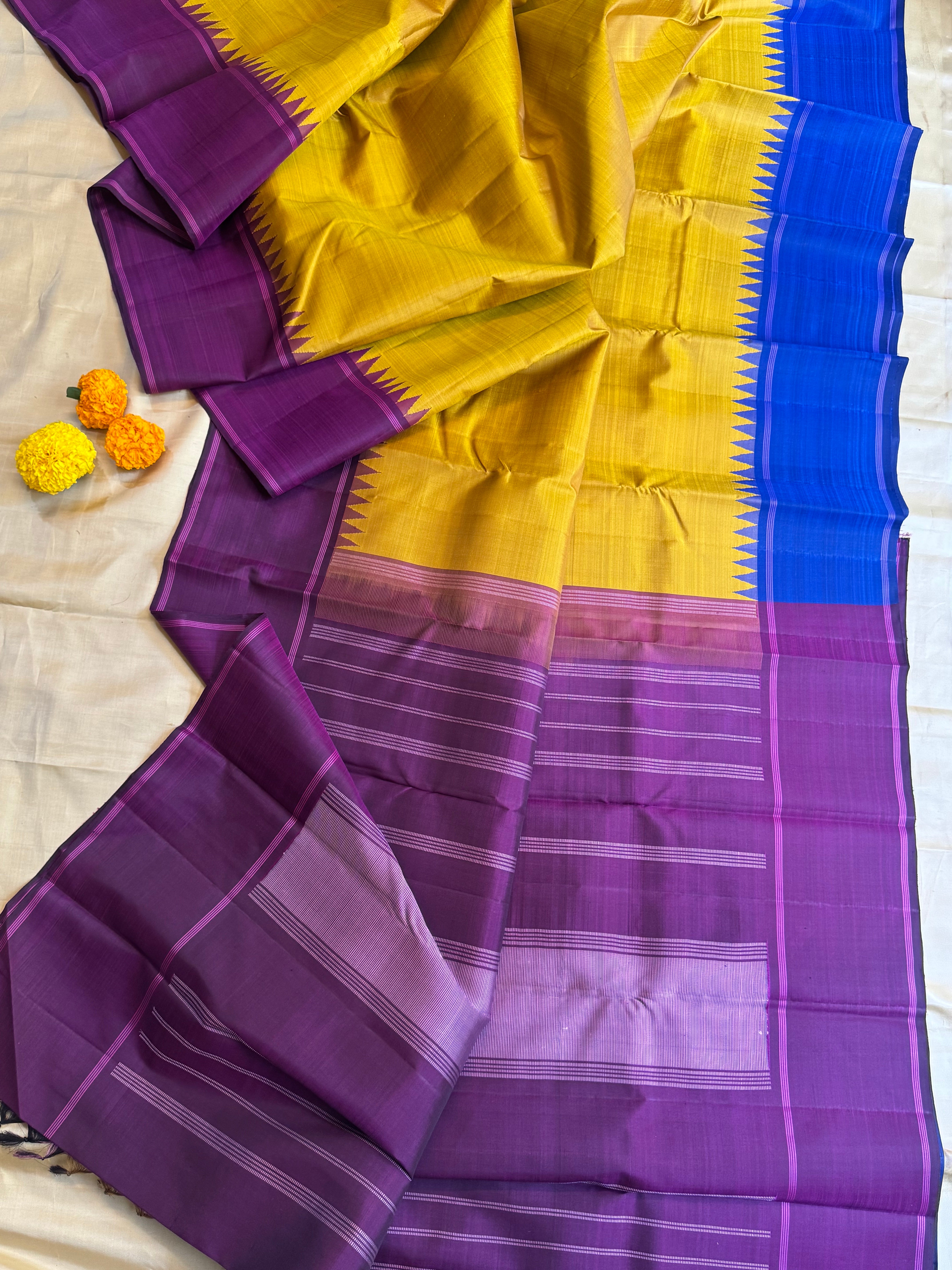 Vendayam Manjal Ganga Jamuna korvai / Arani silk