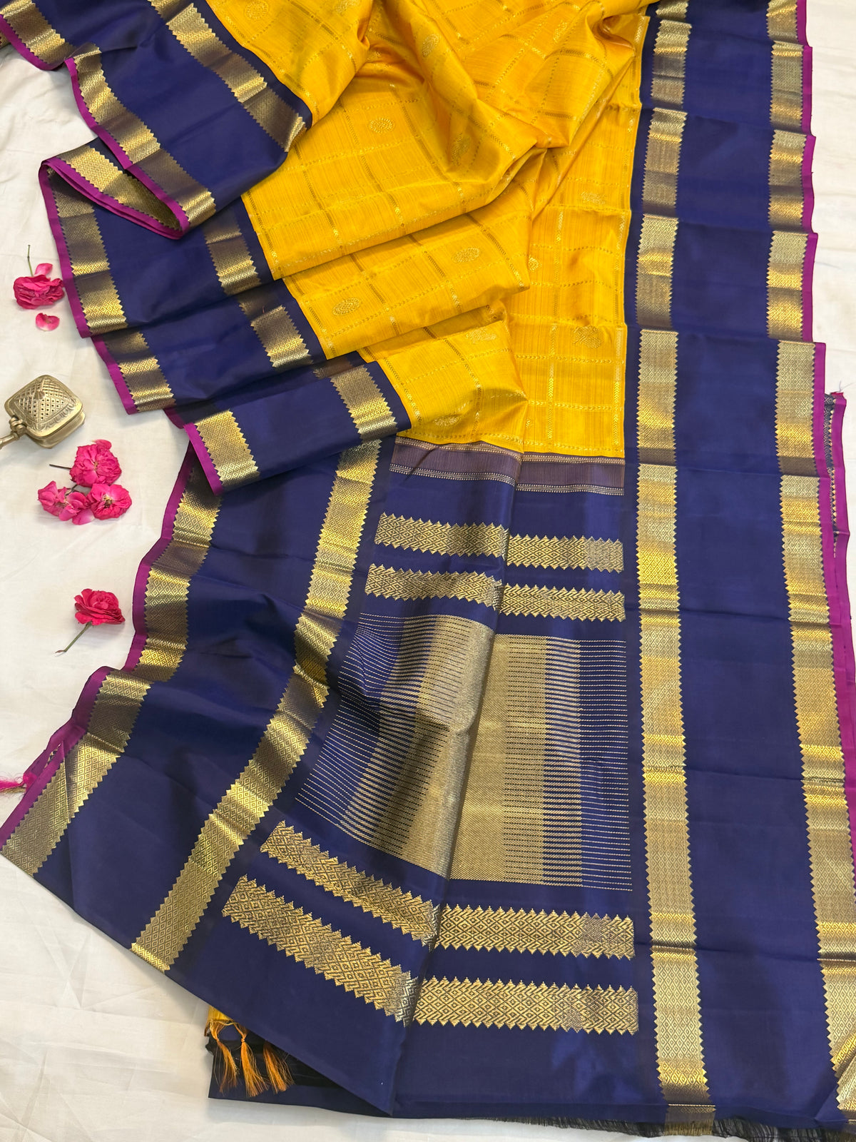 Yellow - Day 1 Navarthri colour pure Zari Kanjipuram silk / golden yellow Kattam Butta Korvai