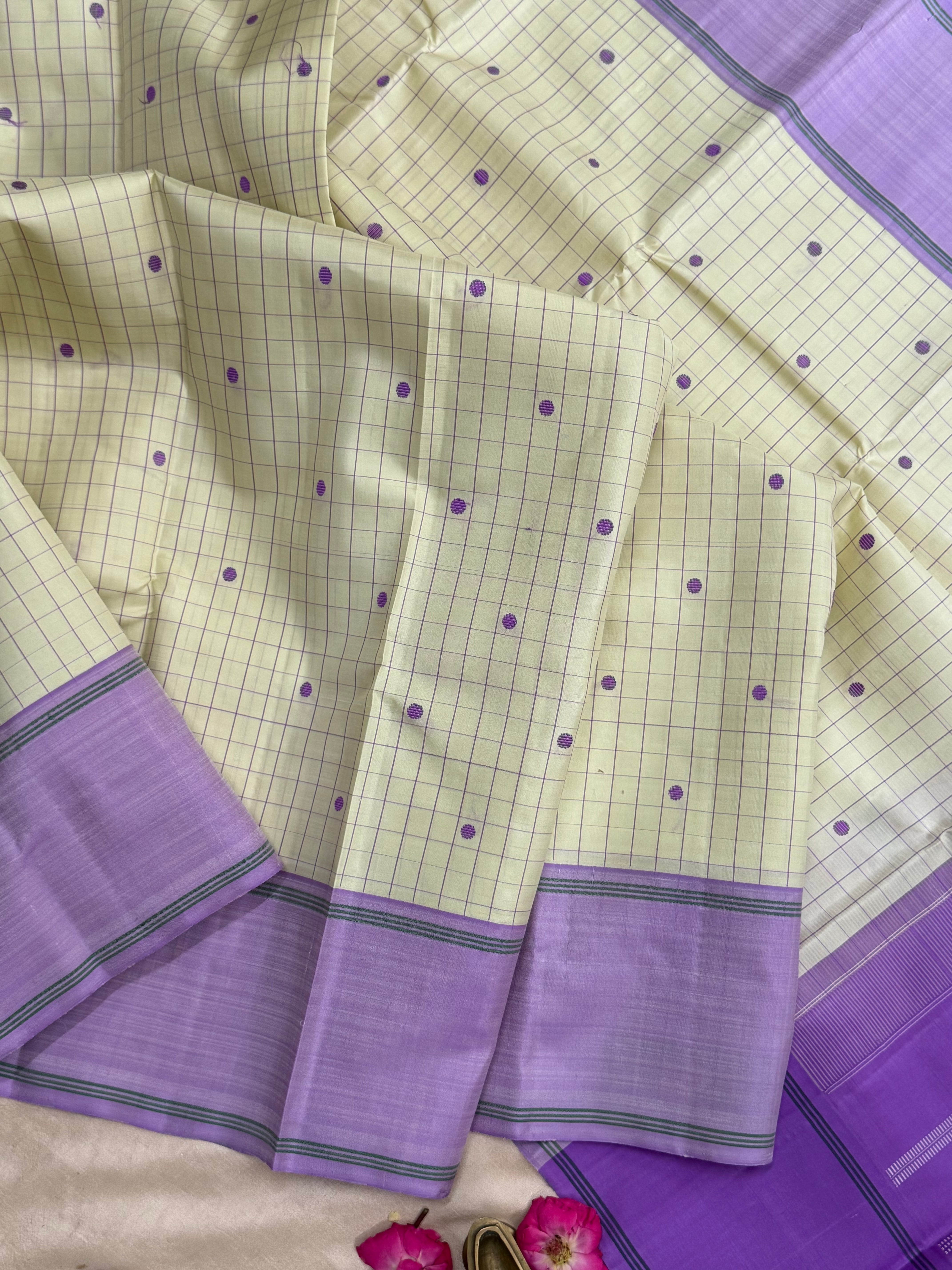Offwhite check lavender thread work / Arani silk