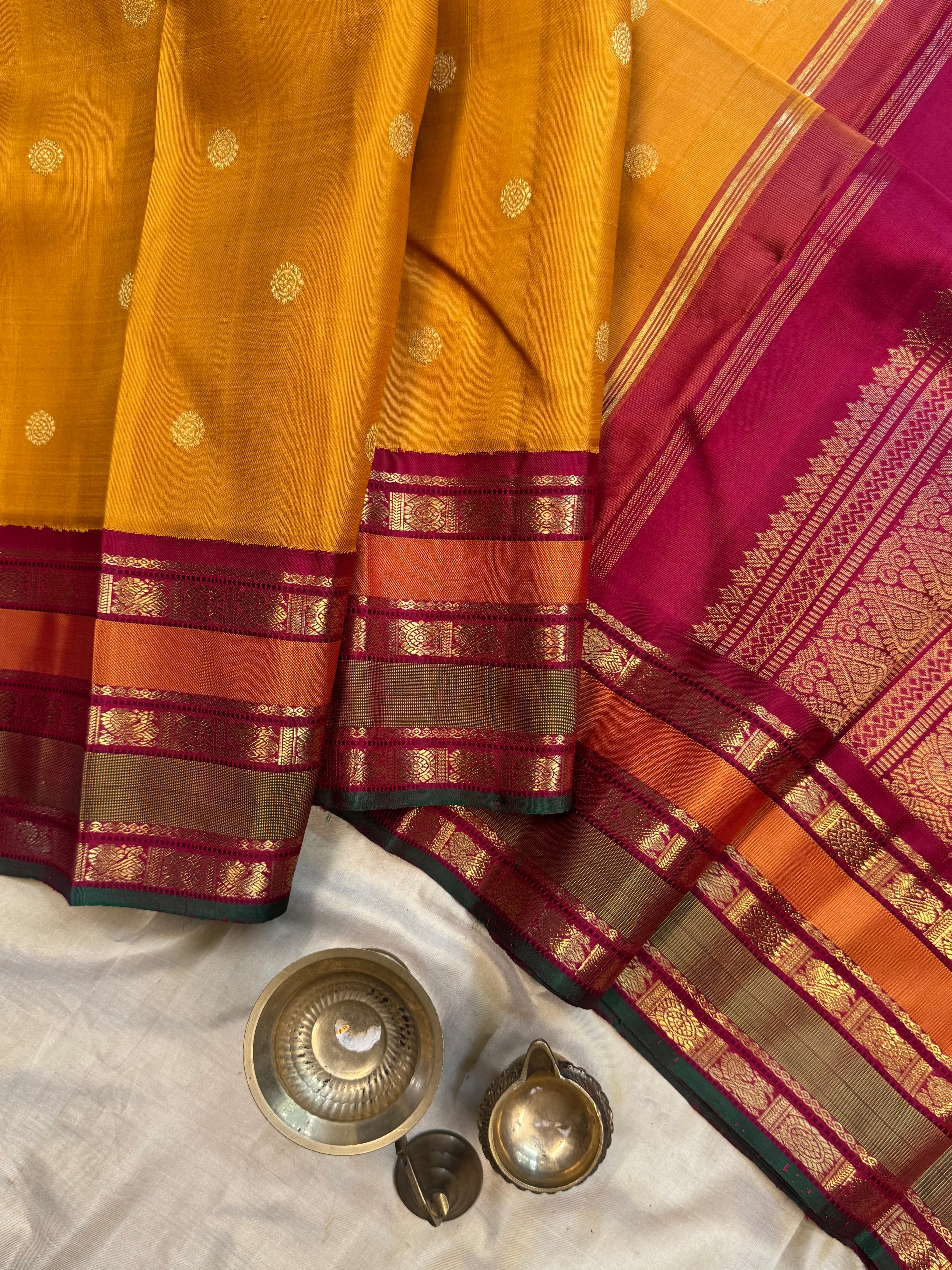 AALAYAM : Varisapet yellow kanjipuram silk