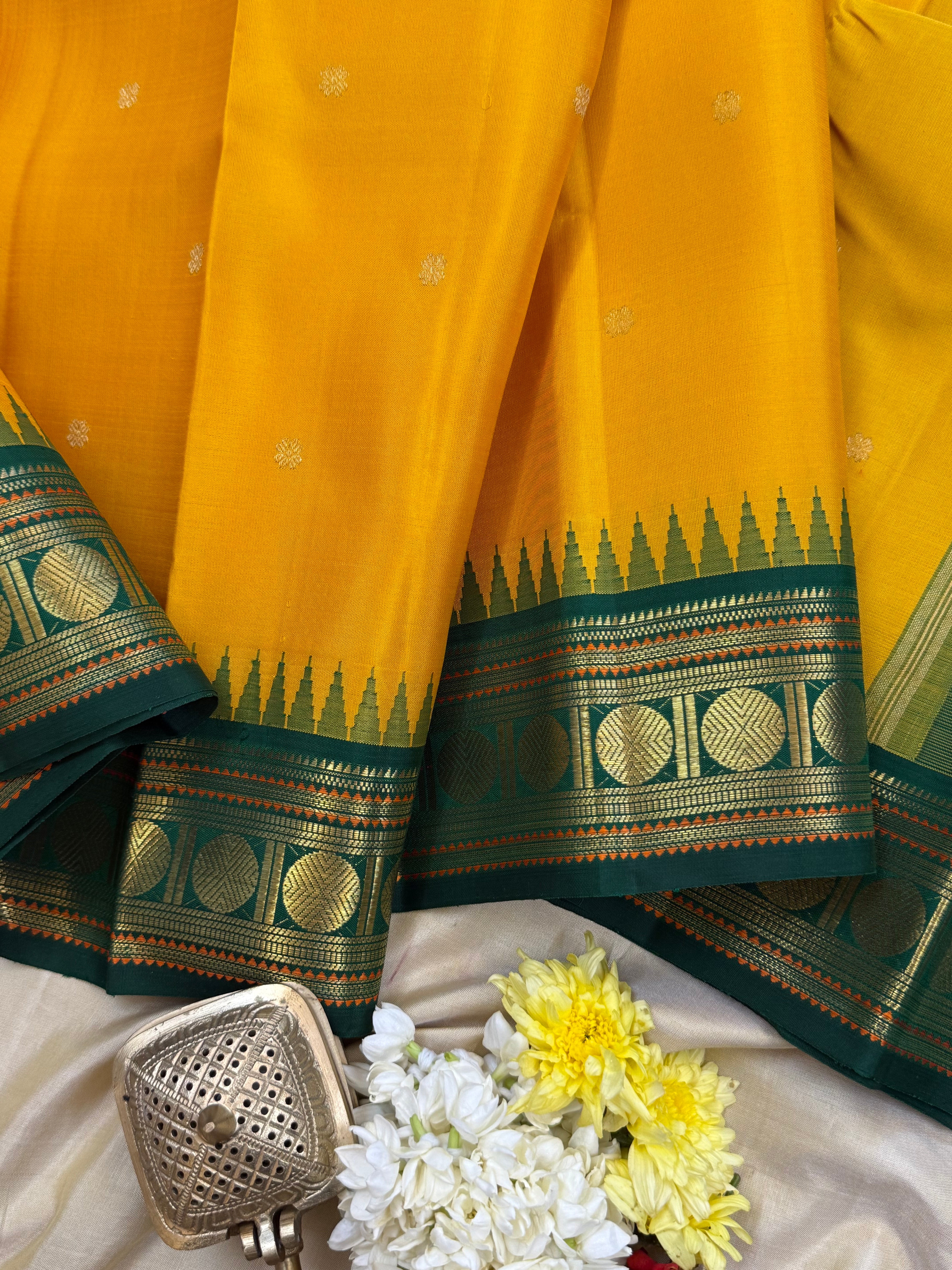 MUSTARD YELLOW WITH GREEN TEMPLE KORVAI/KANJIPURAM SILK CLSA 10334