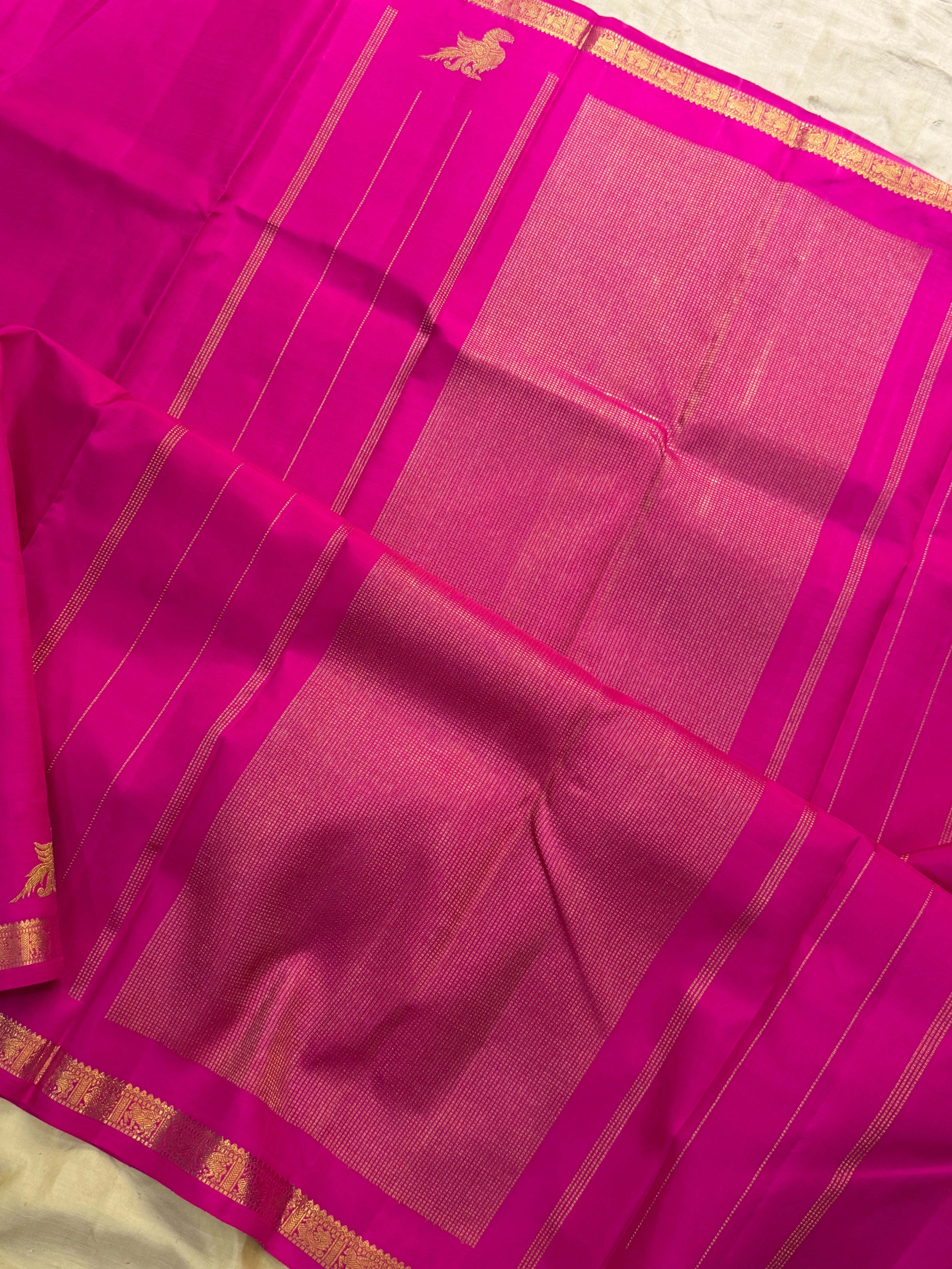 Rani pink Kili border / Budget friendly Kanjipuram silk sarees