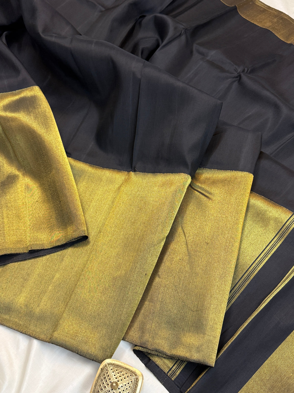 Black Korvai gold pure zari / kanjipuram silk saree clsa 2444