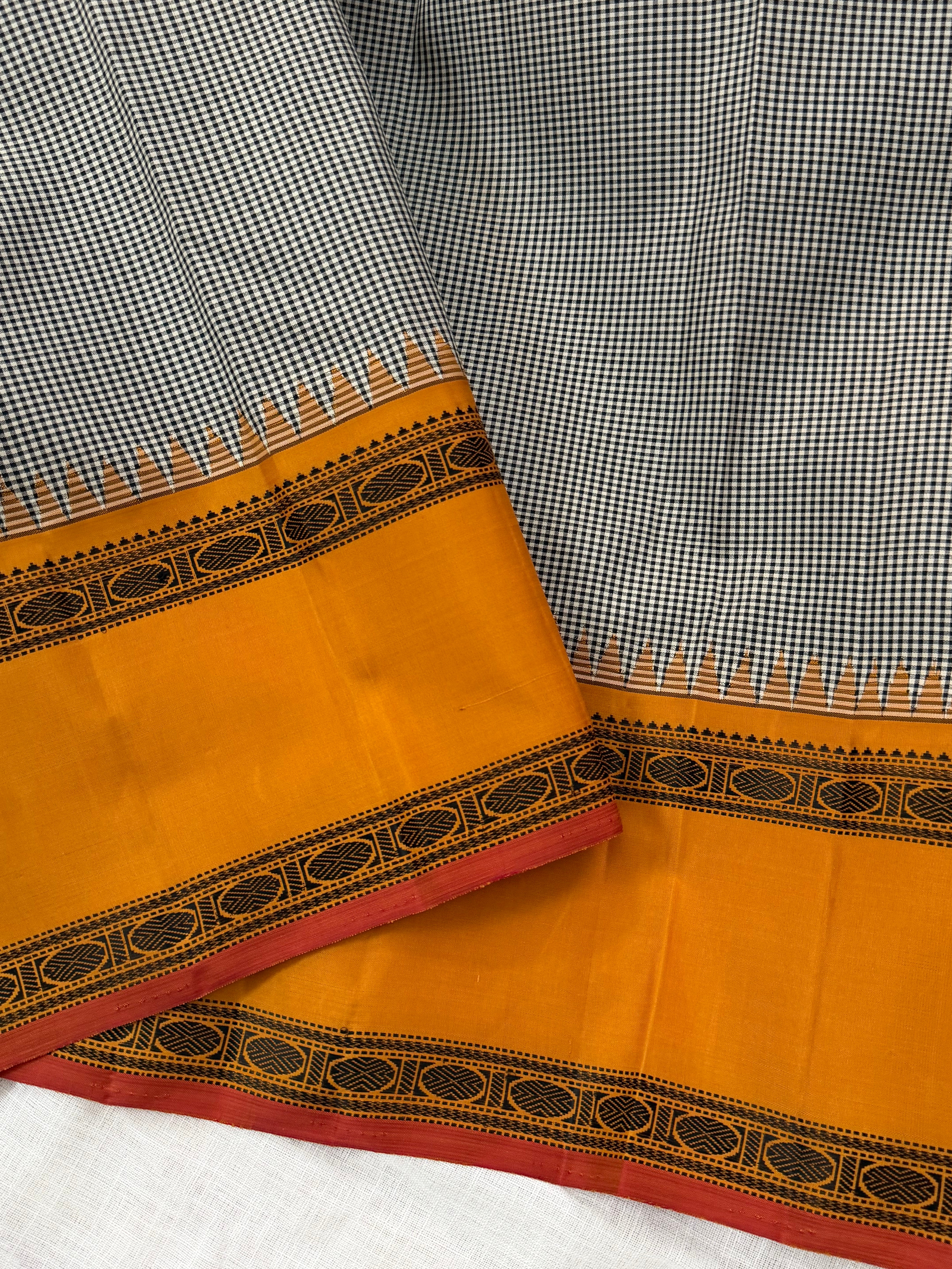 Podi kattam korvai / Arani silk
