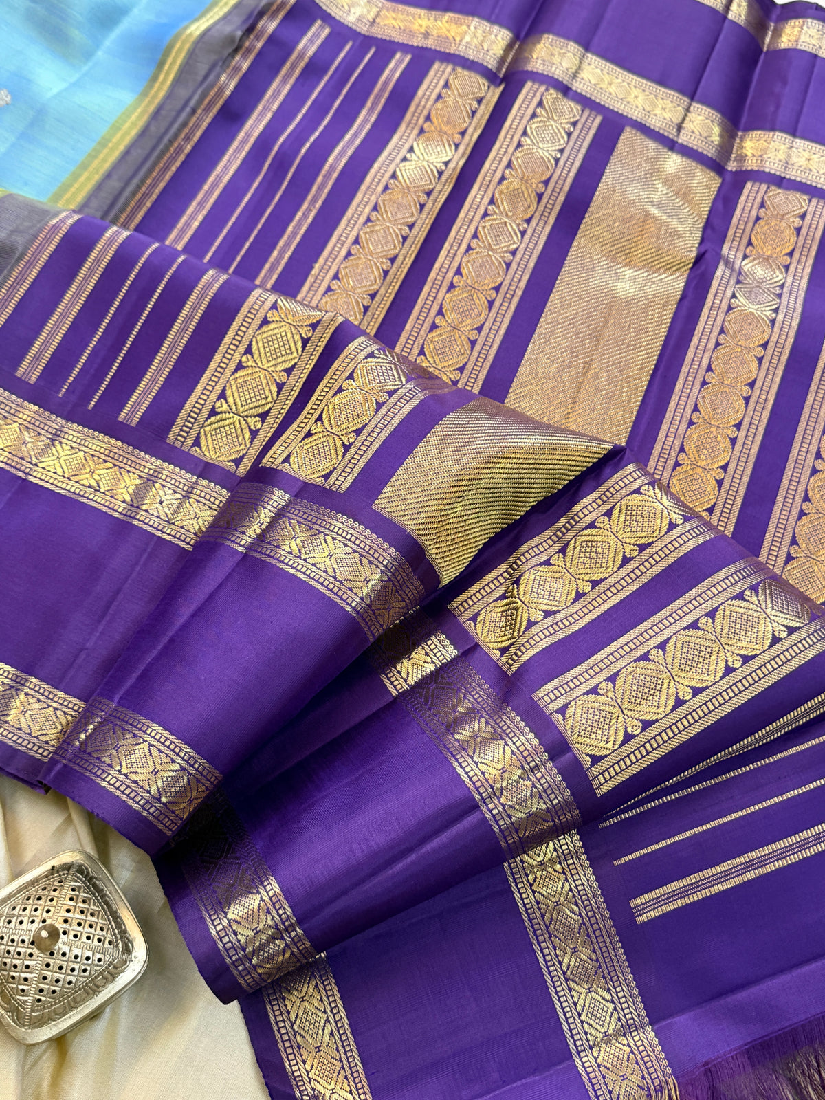 Mayilkazhuthu with Retta pet Korvai / kanjipuram silk sarees CLSA 10131