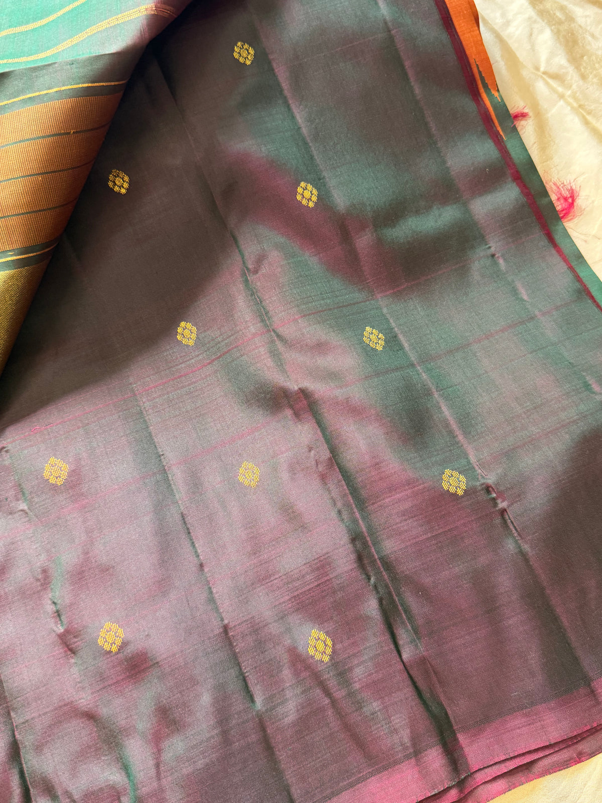 Thribhuvanam Korvai saree manthulir