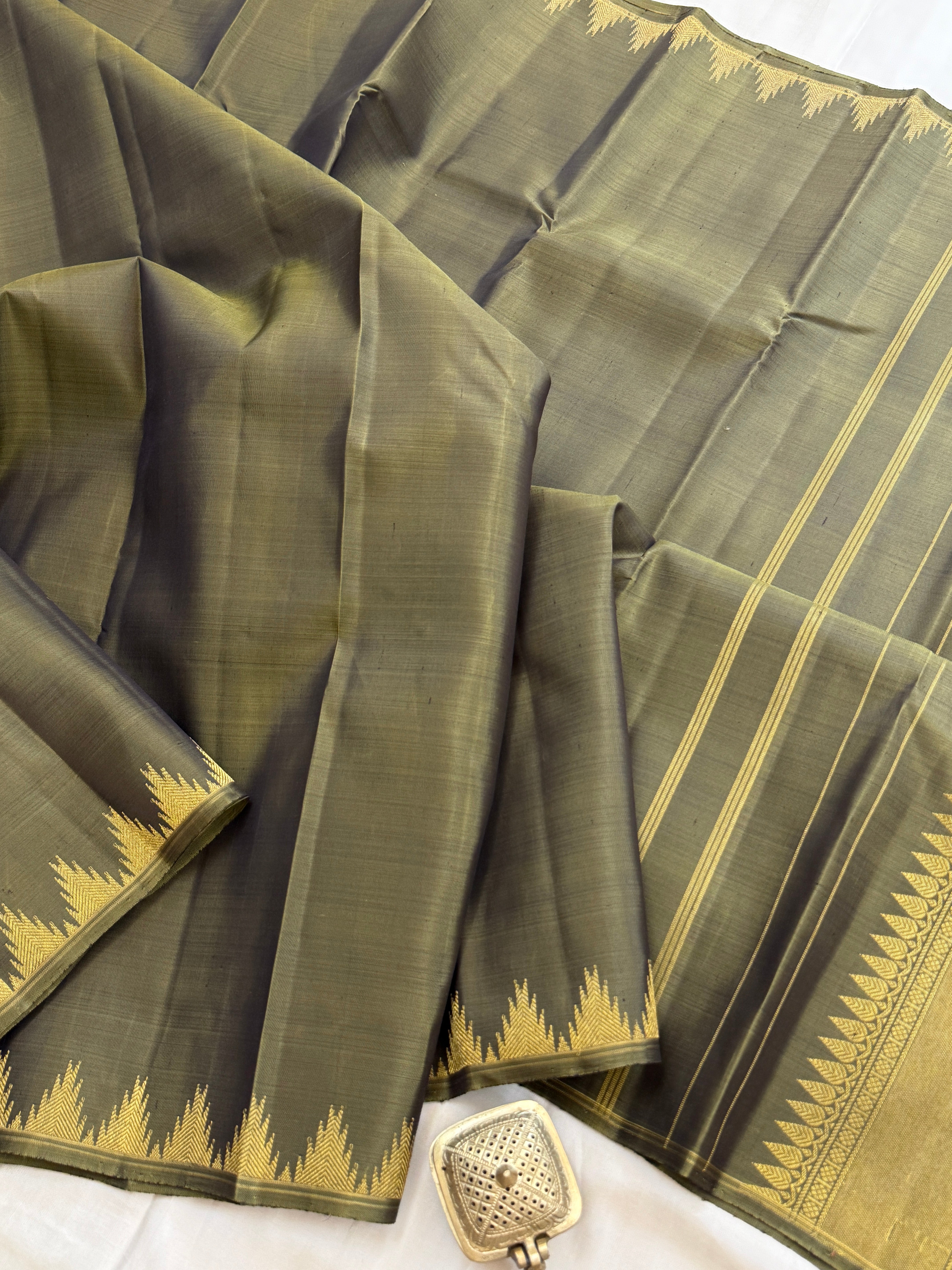 8 Kol / Kanjipuram silk saree clsa 11214