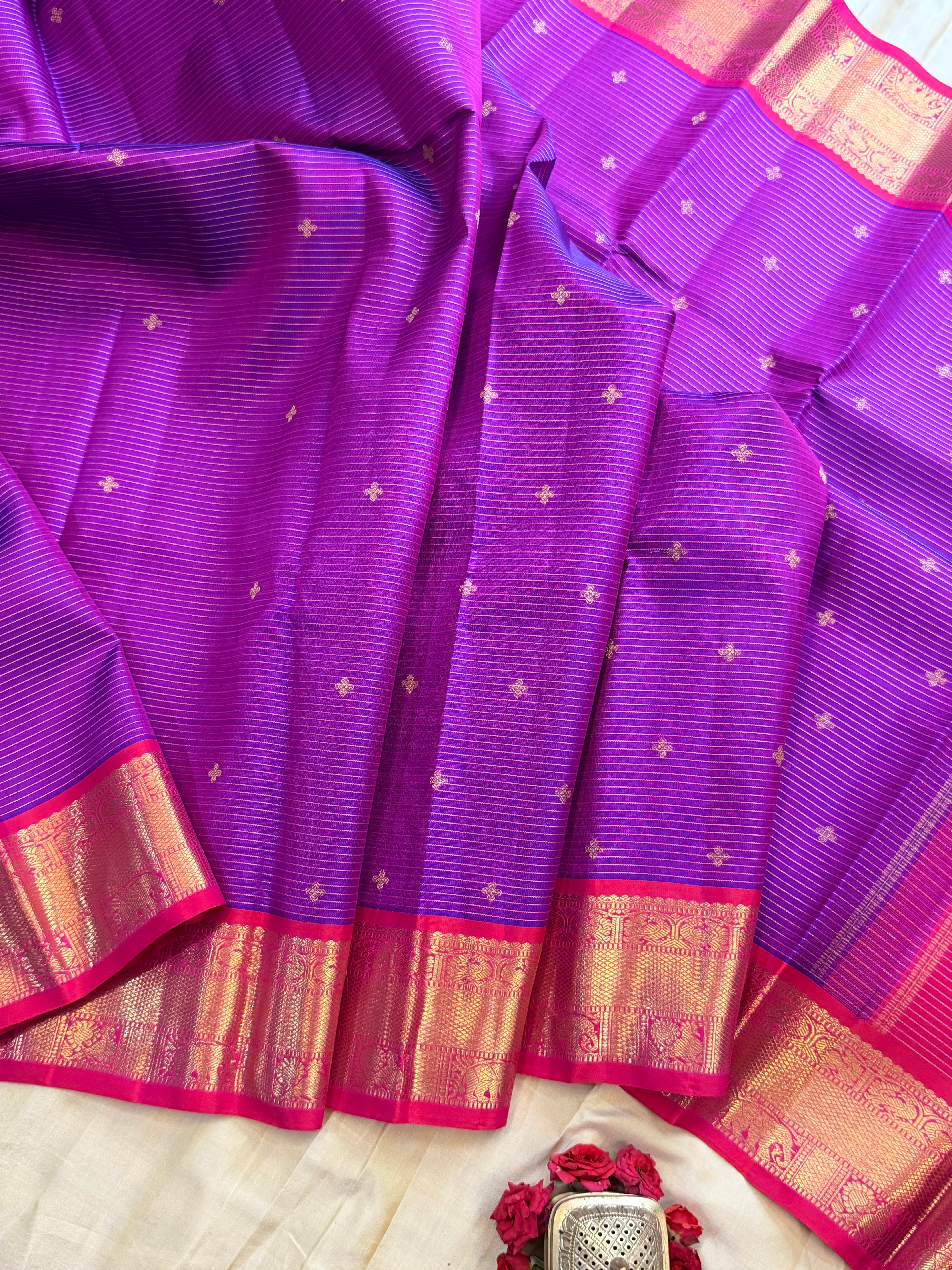 Meenakshi colour Vairaoosi / pure Zari Kanjipuram silk