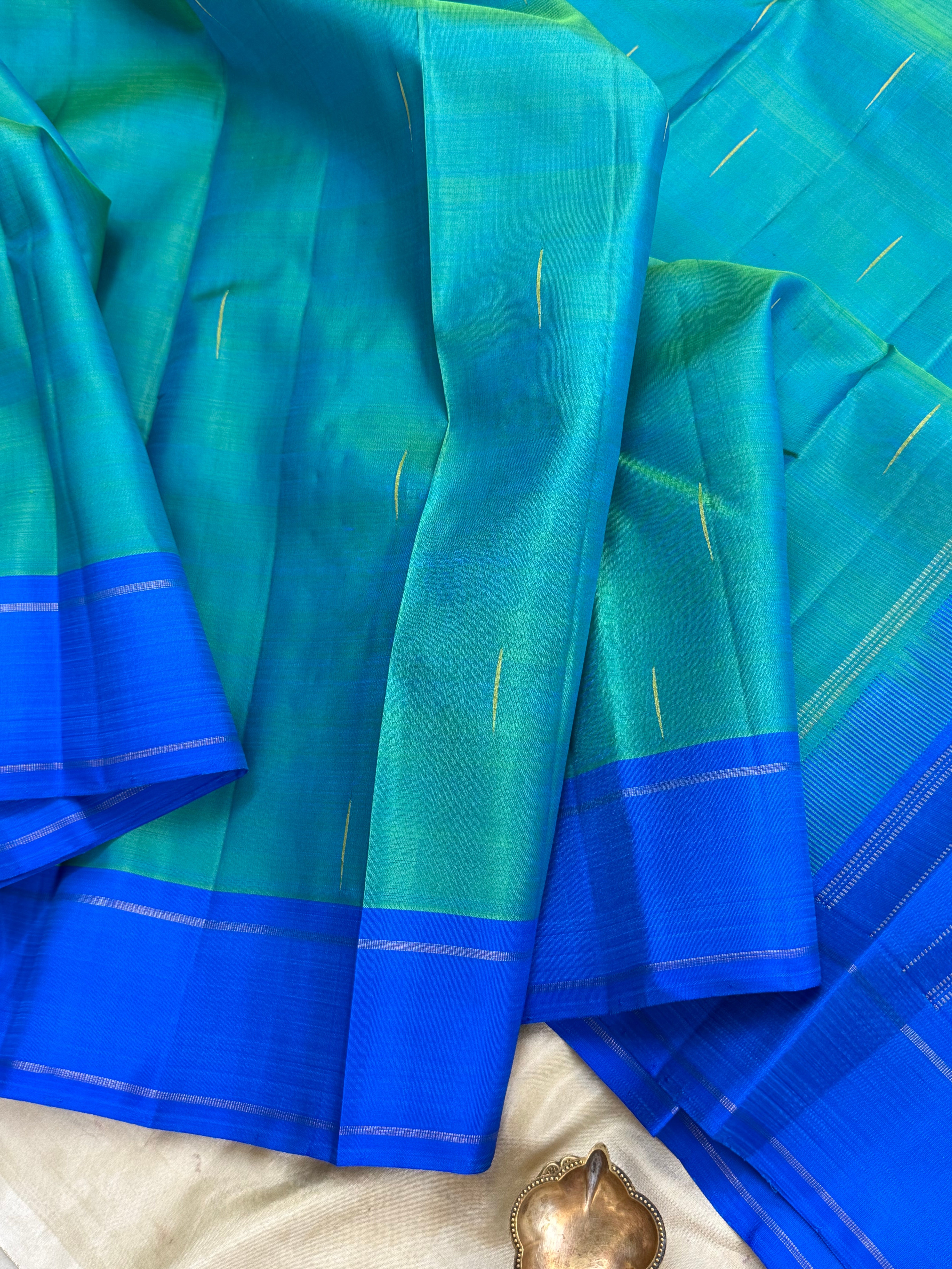 Rain drops semi contrast / kanjipuram silk saree CLSA 10746
