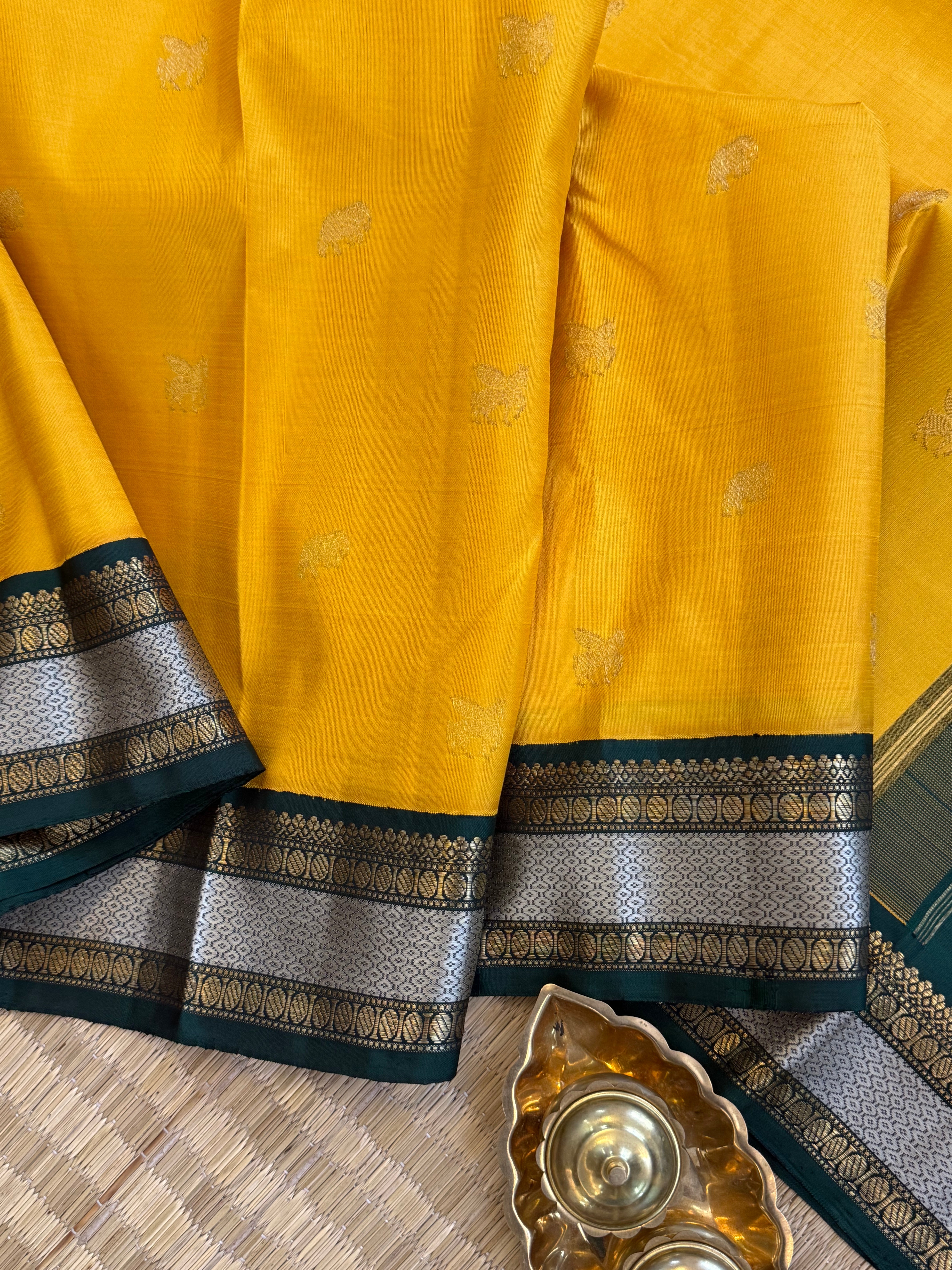 Yellow Korvai/ Kanjipuram silk