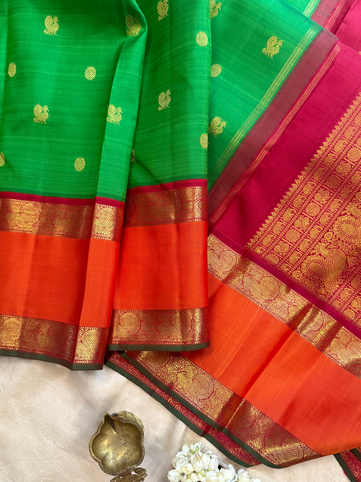 Premam: pachai kili Korvai kanjipuram silk