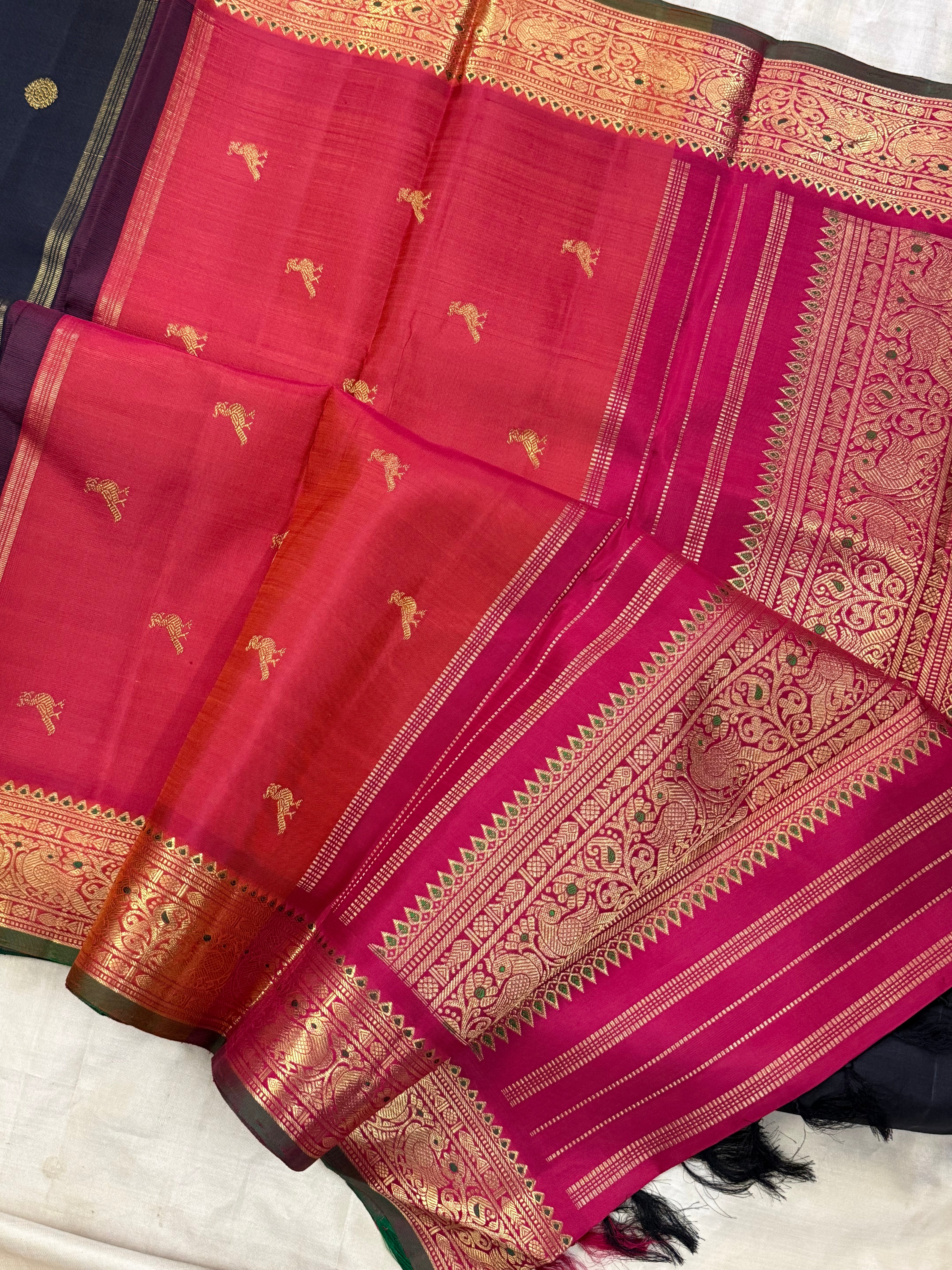 Black meenakari border-double color pallu / Kanjipuram silk CL9657