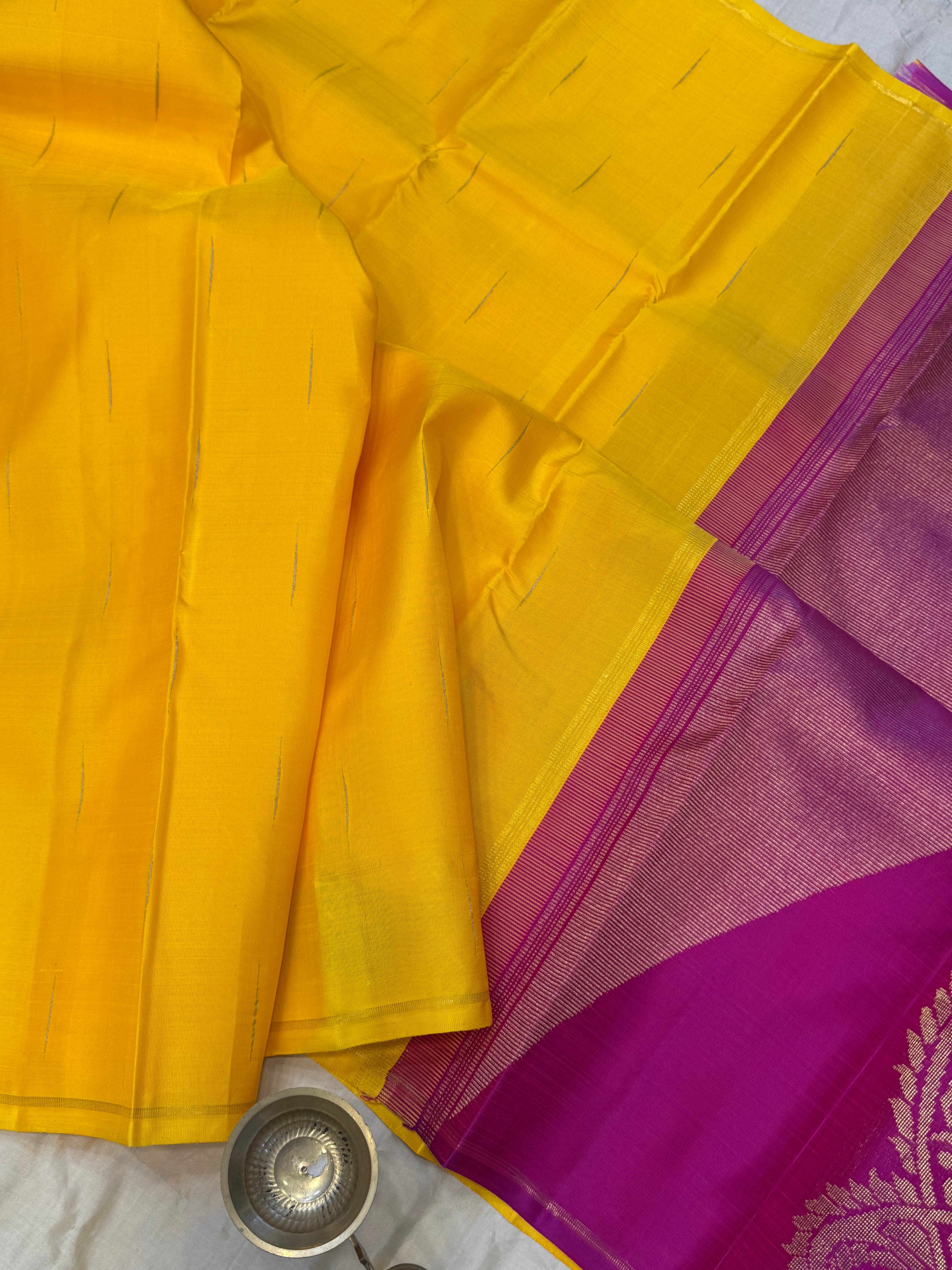 Yellow malli moggu unique pallu / Kanjipuram silk