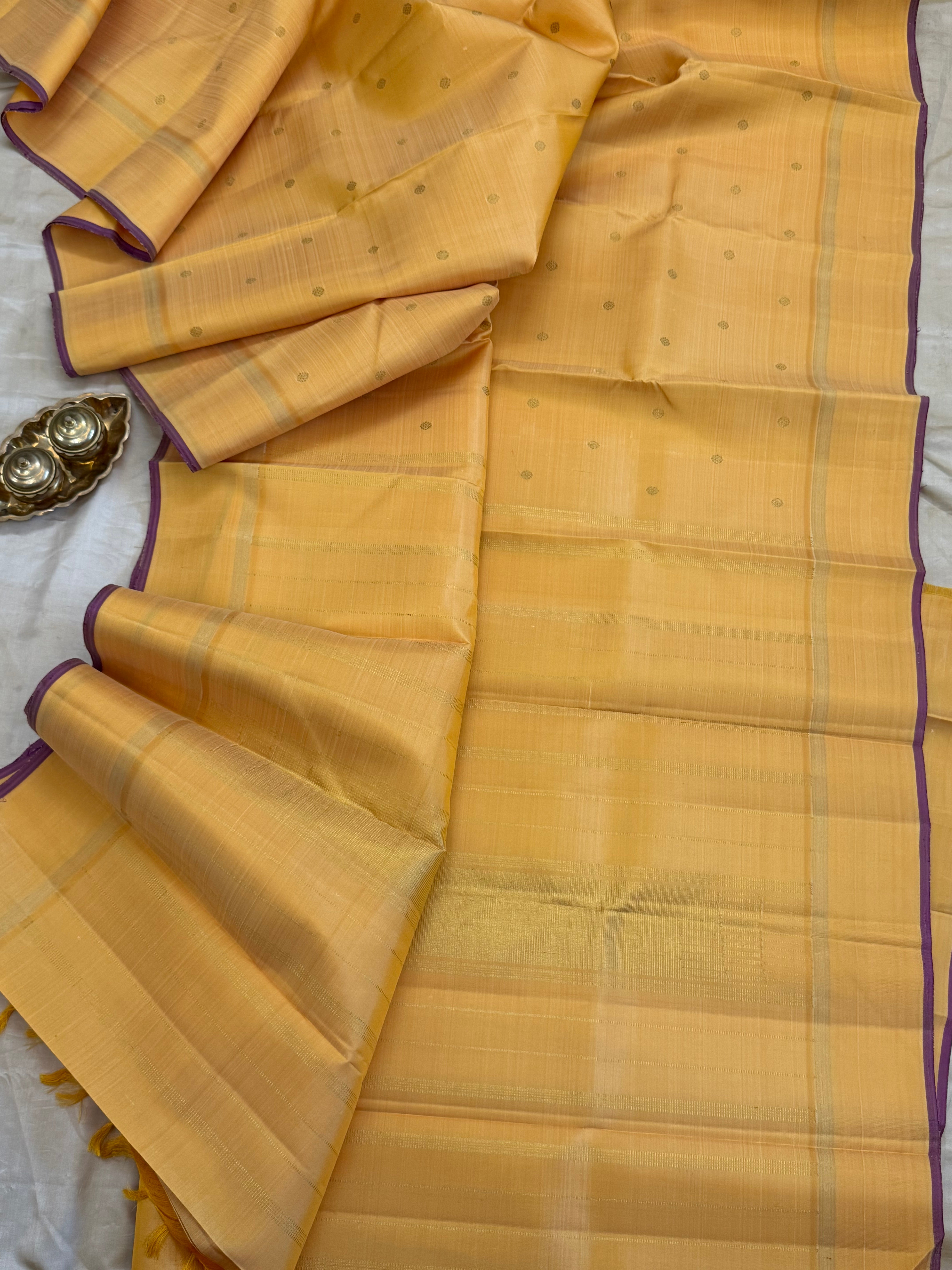 Off sandal chakram butta / KANJIPURAM SILK SAREE CLSA 10095