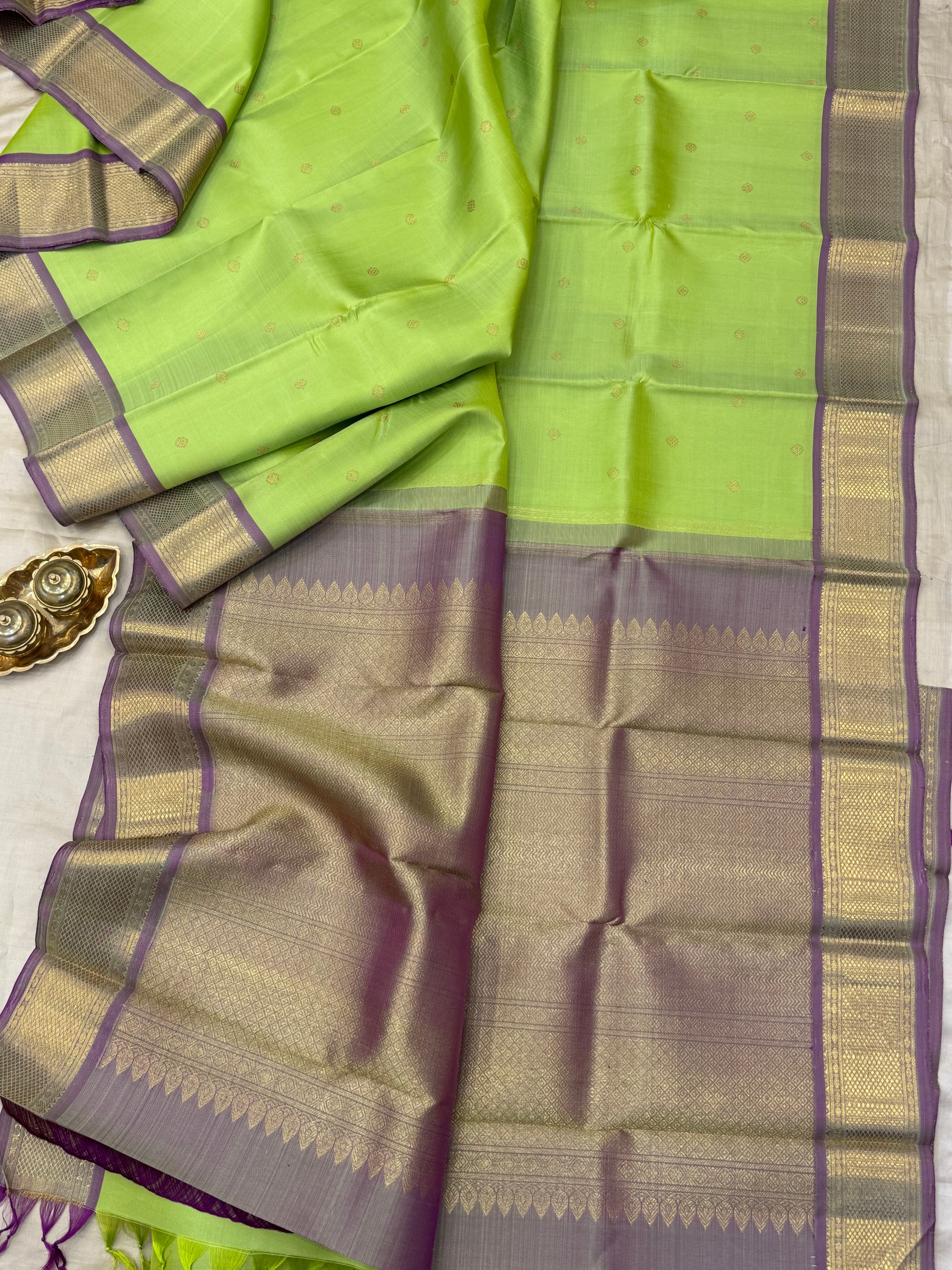 Kalyani : Elakai with lavender pet / kanjipuram silk