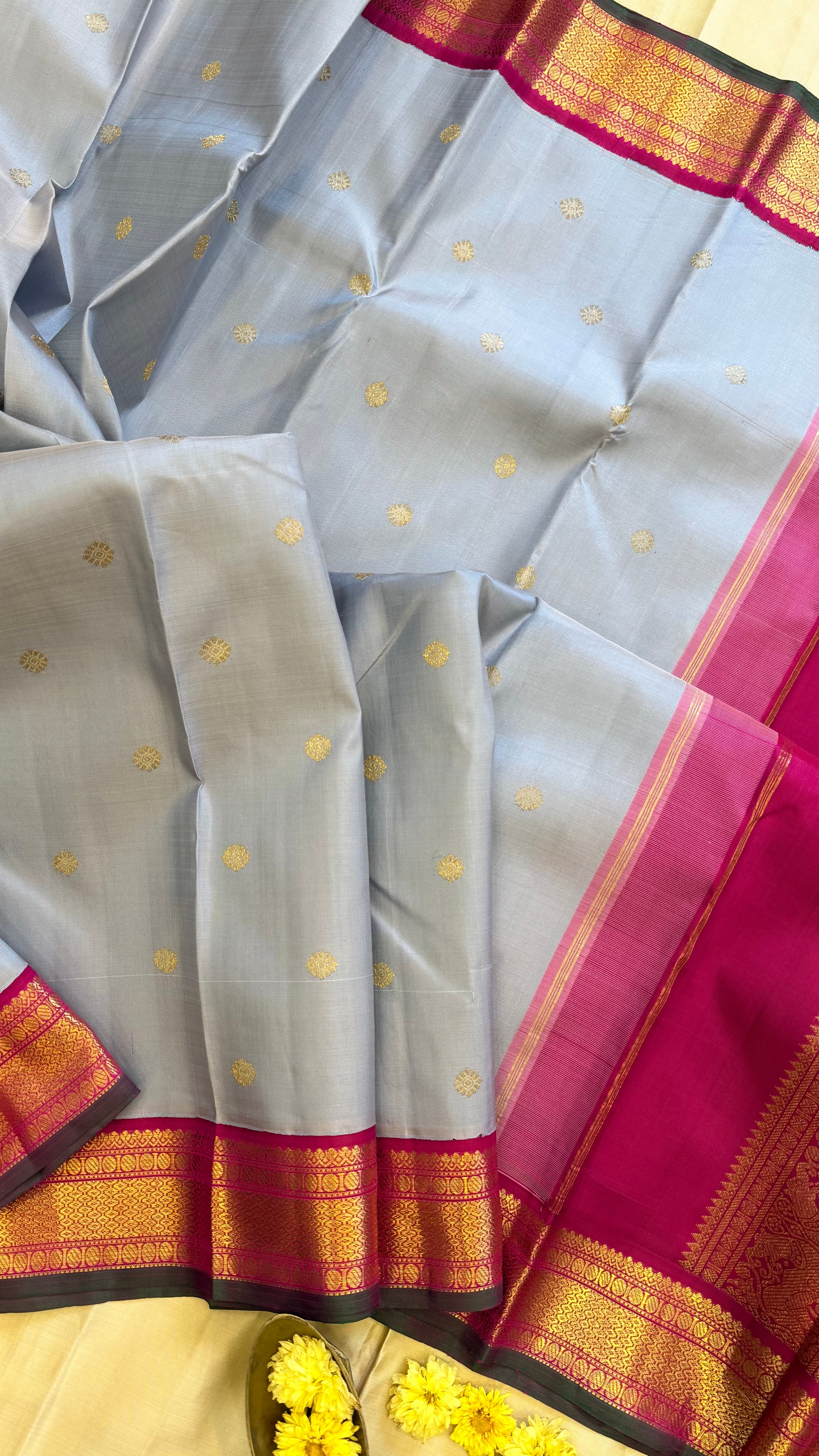 Pastel grey and pink kai korvai / kanjipuram silk