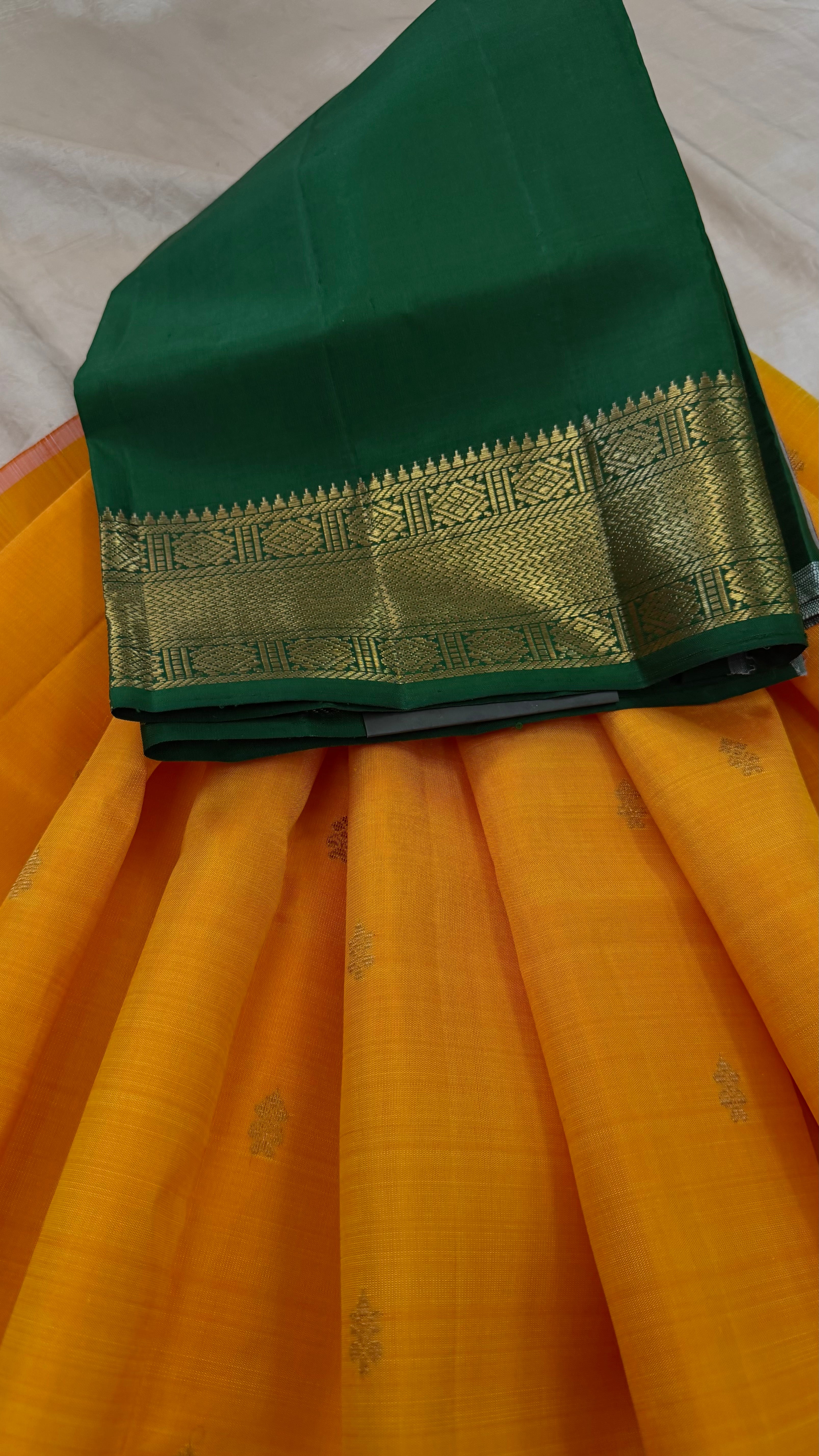 Traditional Paavadai set 4 to 6 years