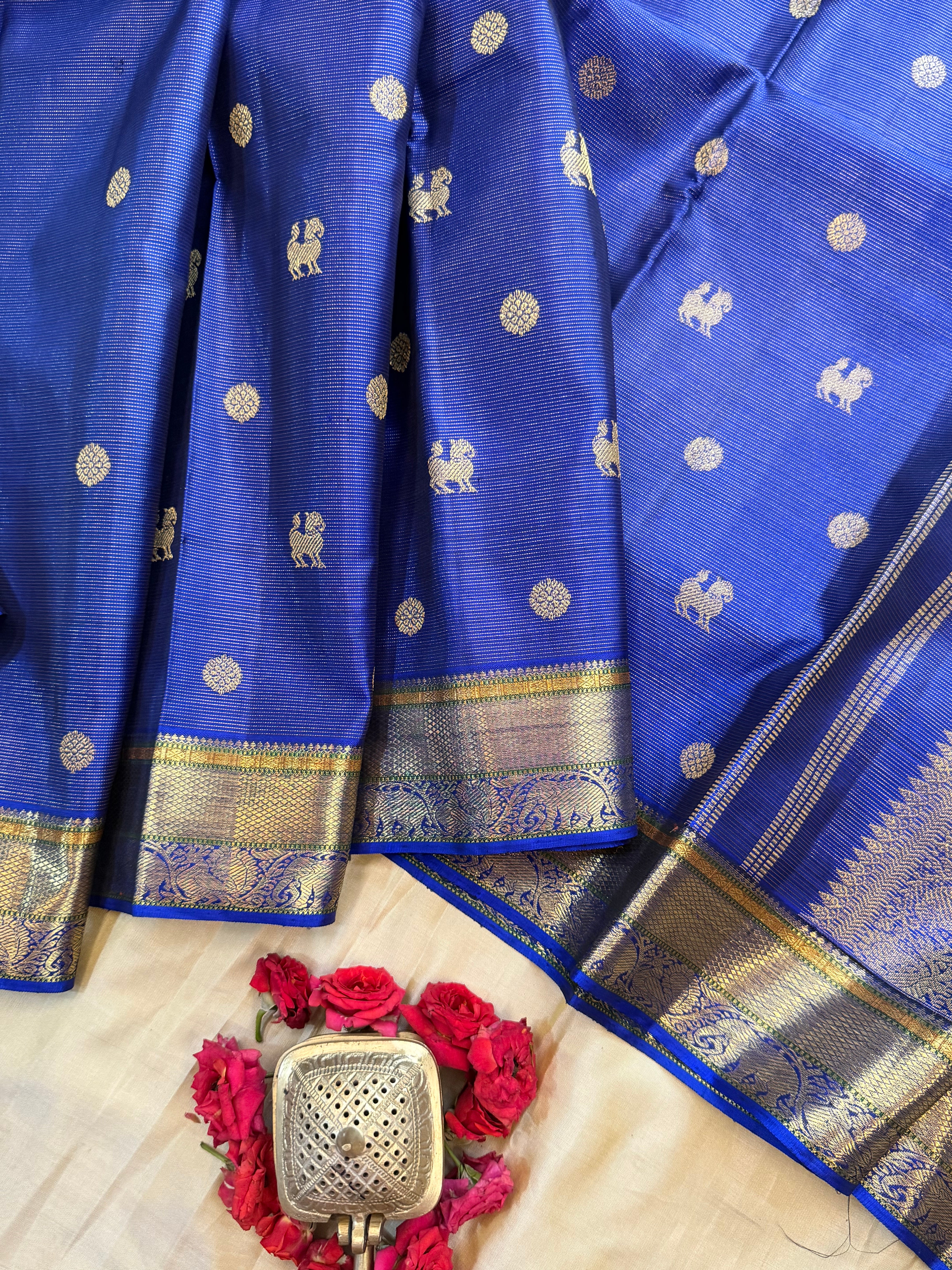 Ms blue Vairaoosi / pure Zari Kanjipuram silk